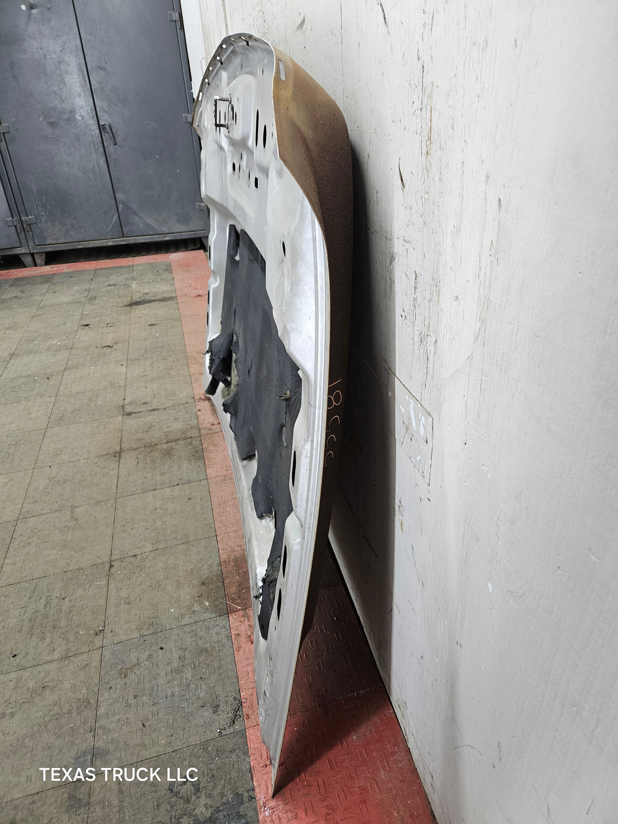 2007-2013 Chevrolet Silverado 2500 HD 3500 HD Hood