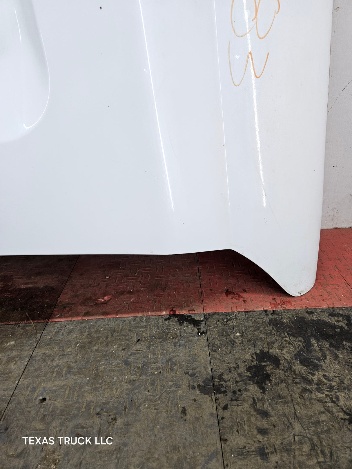 2011-2016 Ford Super Duty Hood F250 F350 F450 F550 - Oxford White