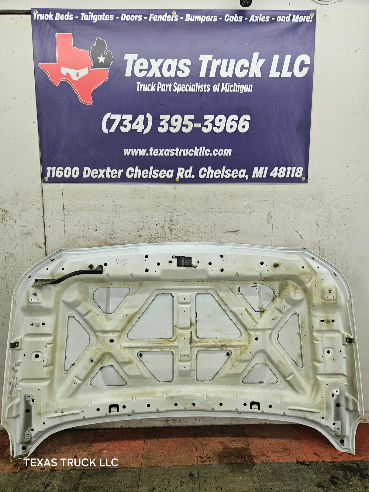 2011-2016 Ford Super Duty Hood F250 F350 F450 F550 - Oxford White