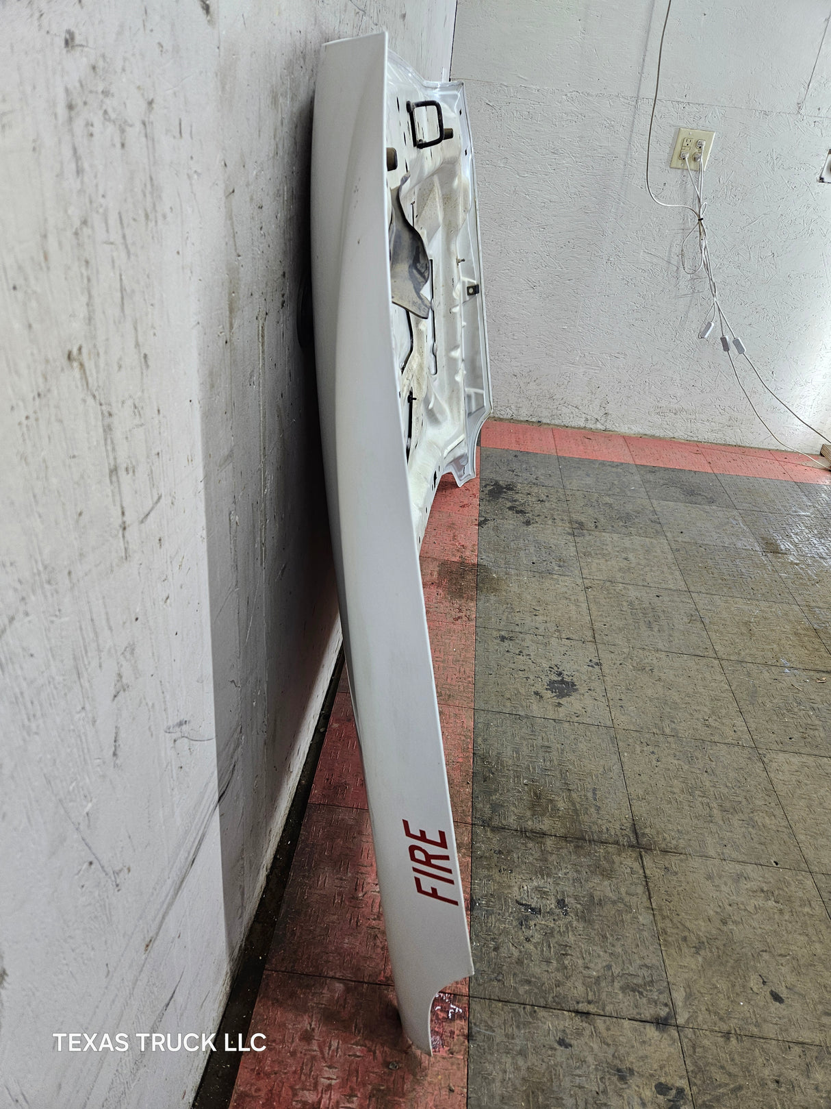 2011-2016 Ford Super Duty Hood F250 F350 F450 F550 - Oxford White