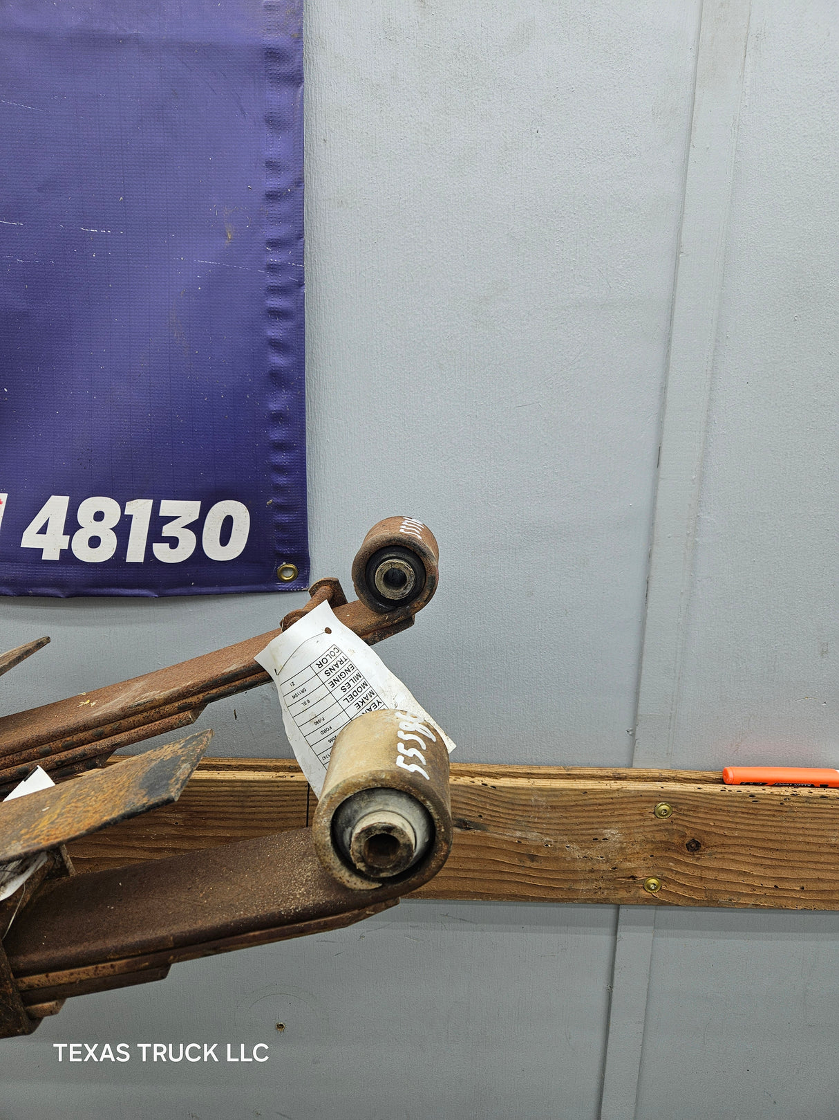 1999-2007 Ford F250 F350 Super Duty Rear Leaf Springs Pair