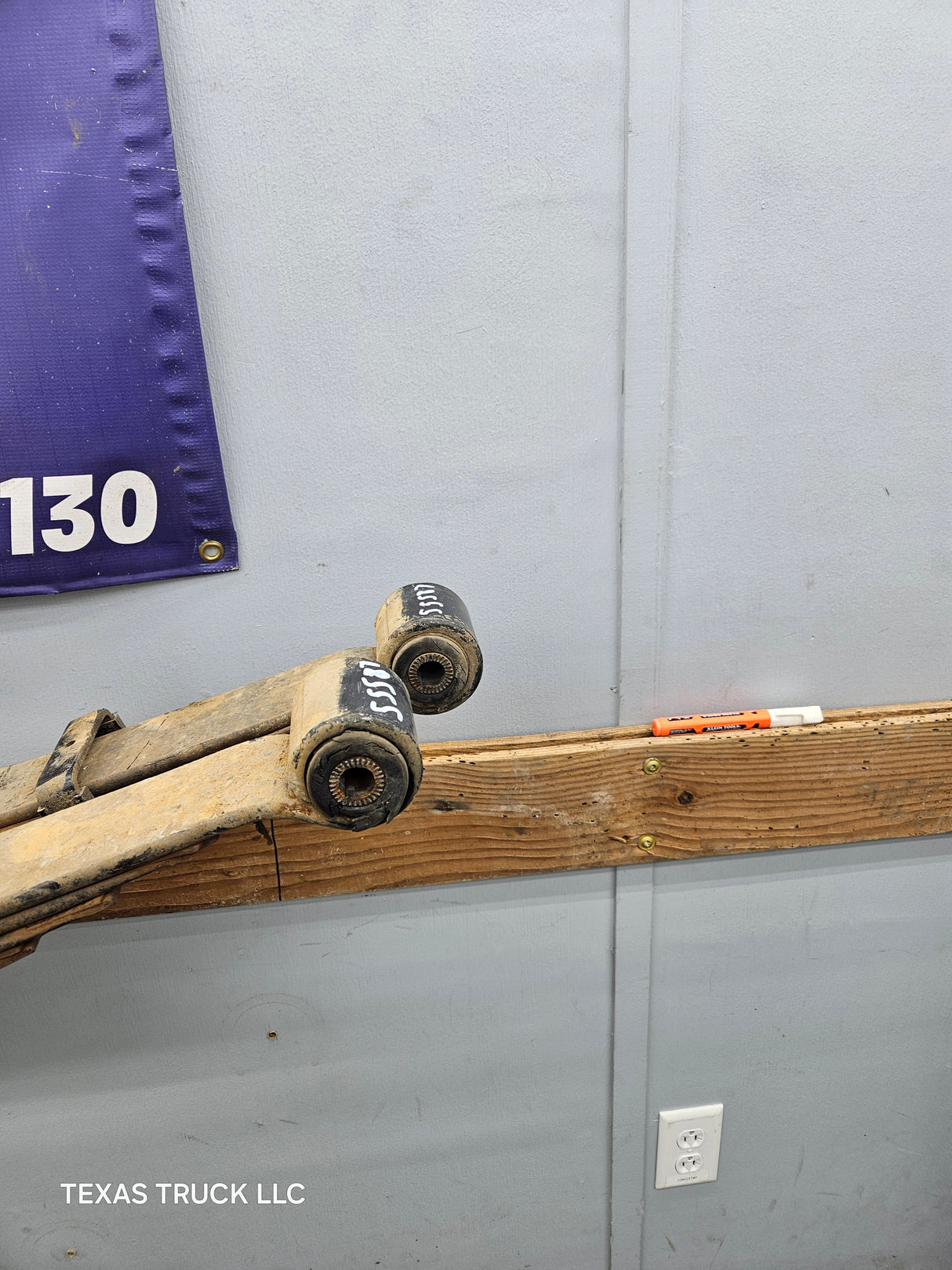 2011-2019 Chevrolet Silverado / GMC Sierra 2500 Rear Leaf Springs - Pair