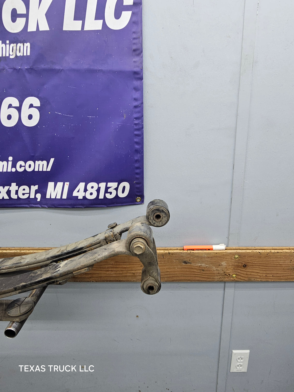 2007-2013 Chevrolet Silverado / GMC Sierra 1500 Rear Leaf Spring - Pair