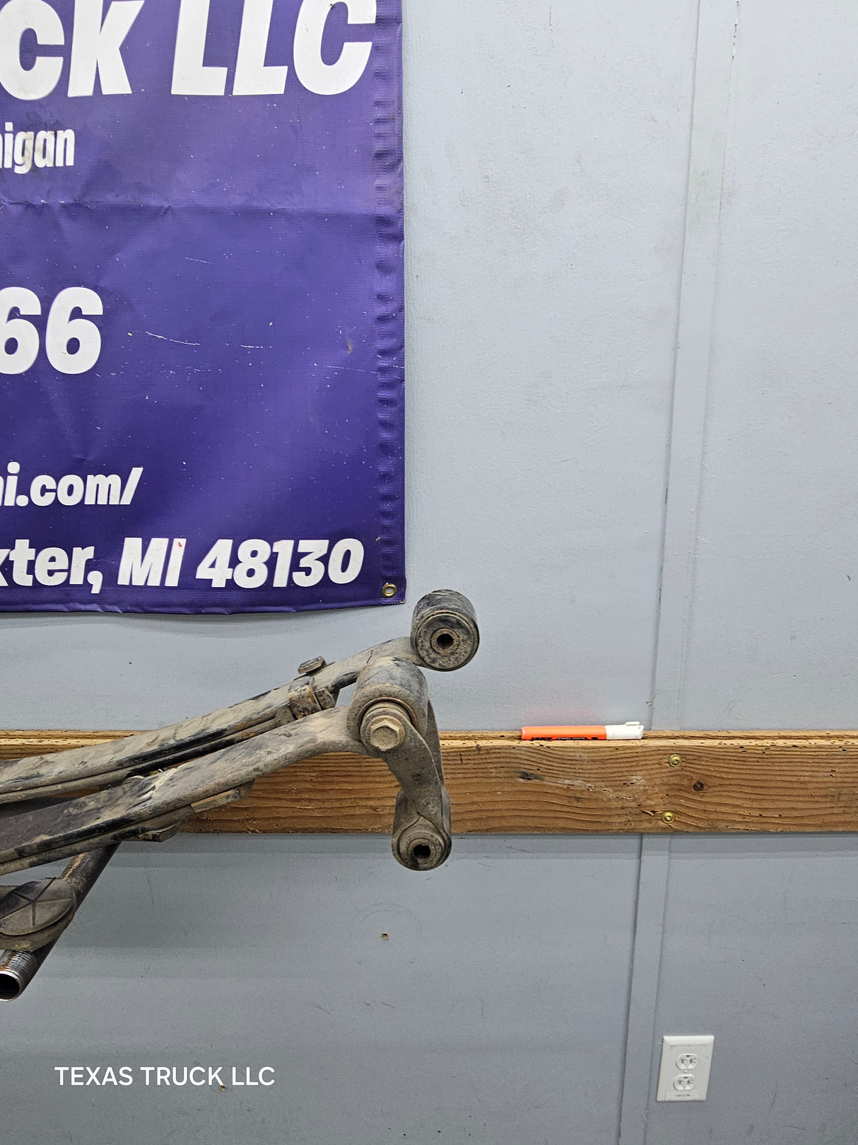 2007-2013 Chevrolet Silverado / GMC Sierra 1500 Rear Leaf Spring - Pair