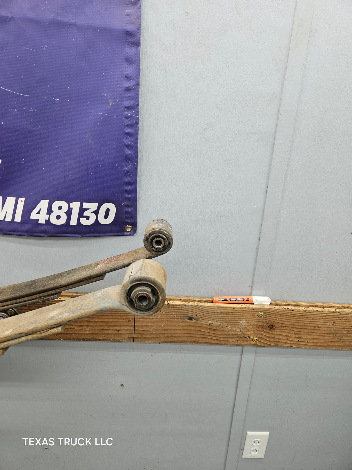 2002-2008 Dodge Ram 1500 Rear Leaf Spring Pair 52113141AD 52113141AE - Pair