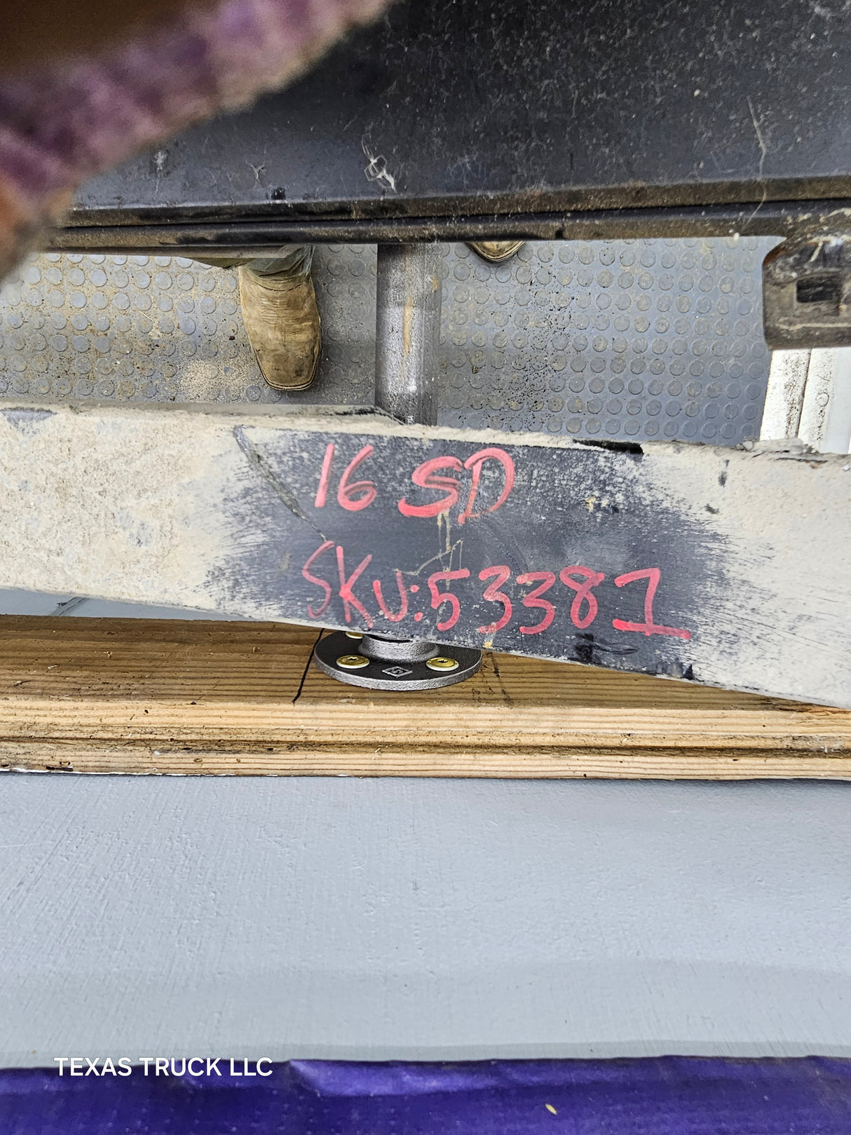 2011-2016 Ford F250 F350 Super Duty Rear Leaf Springs Pair BC345560FE