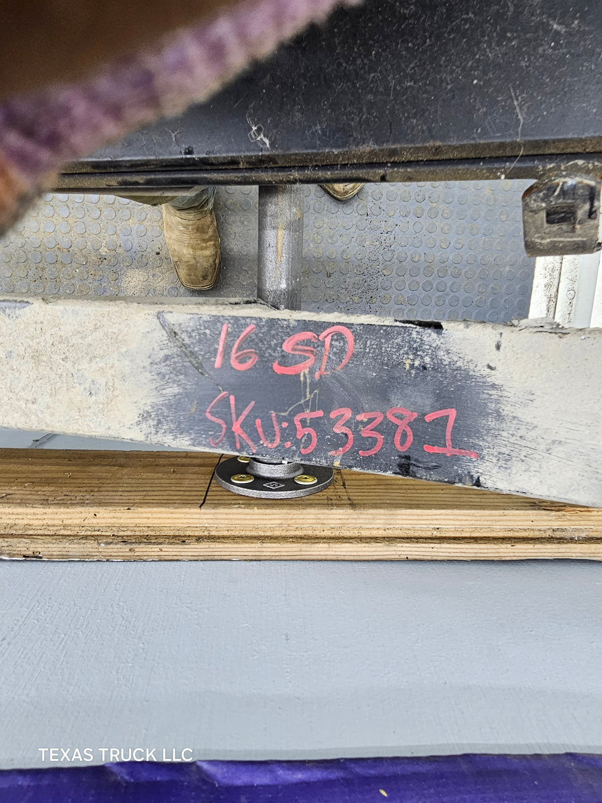 2011-2016 Ford F250 F350 Super Duty Rear Leaf Springs Pair BC345560FE