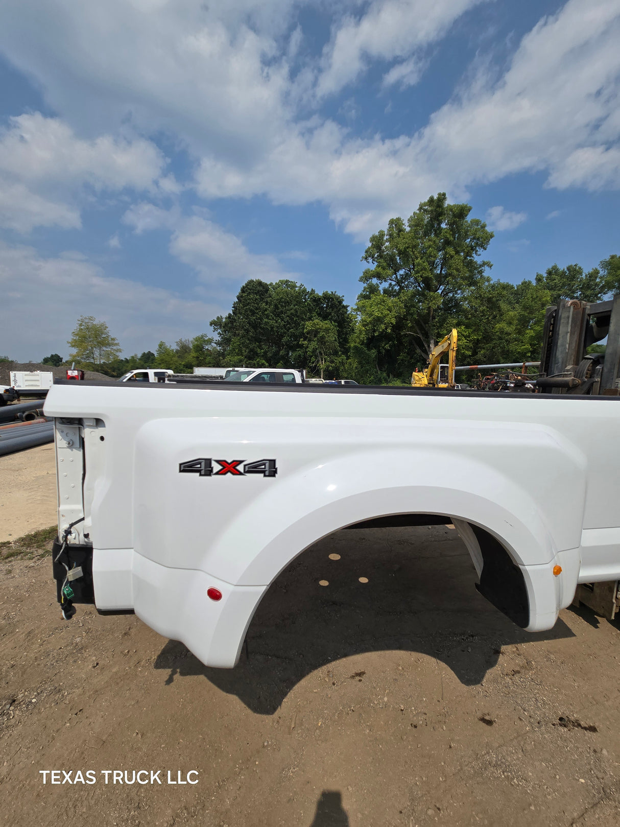 2017-2022 Ford Super Duty F350 F450 F550 8' Dually Bed - Oxford White