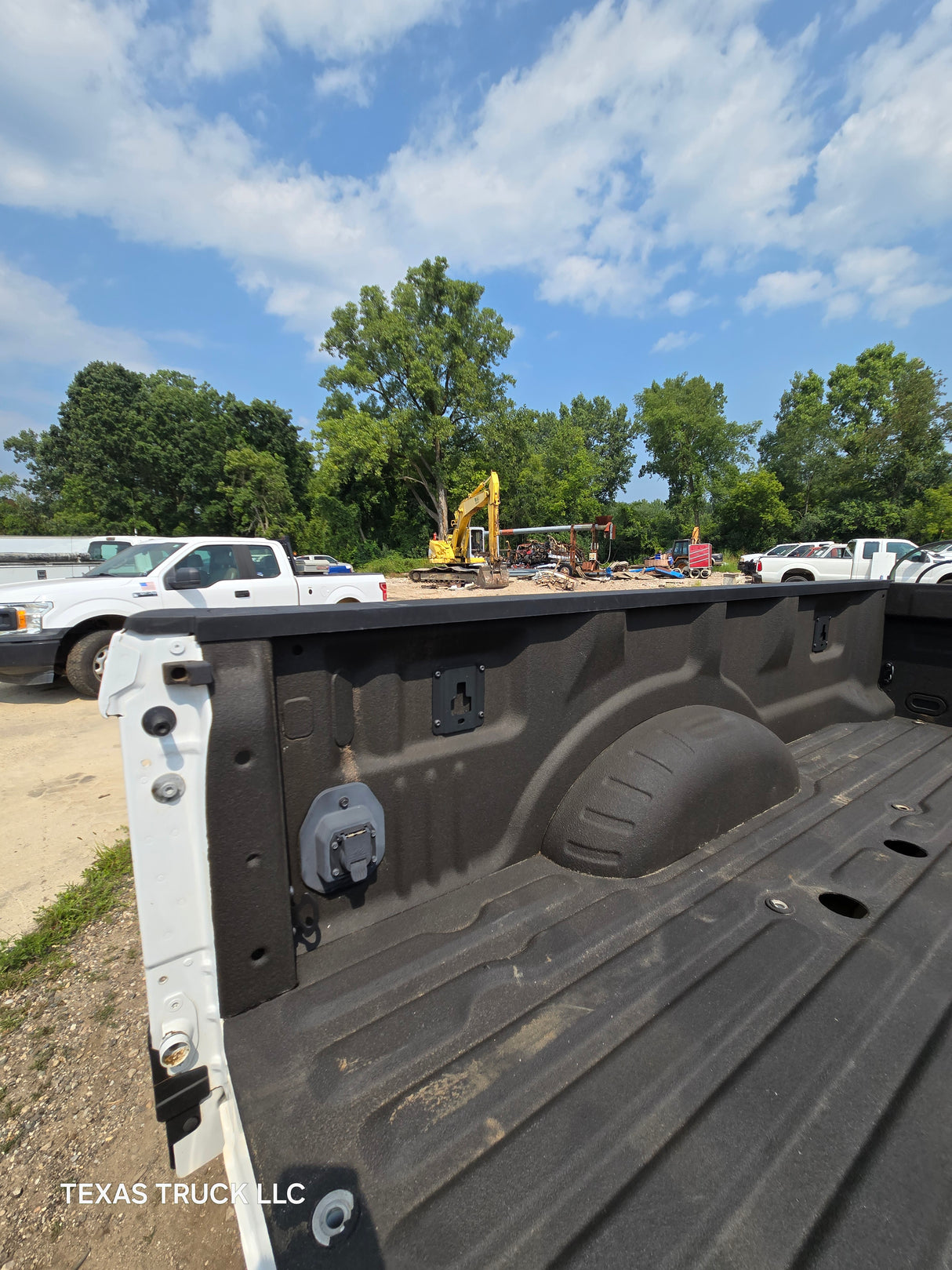2017-2022 Ford Super Duty F350 F450 F550 8' Dually Bed - Oxford White
