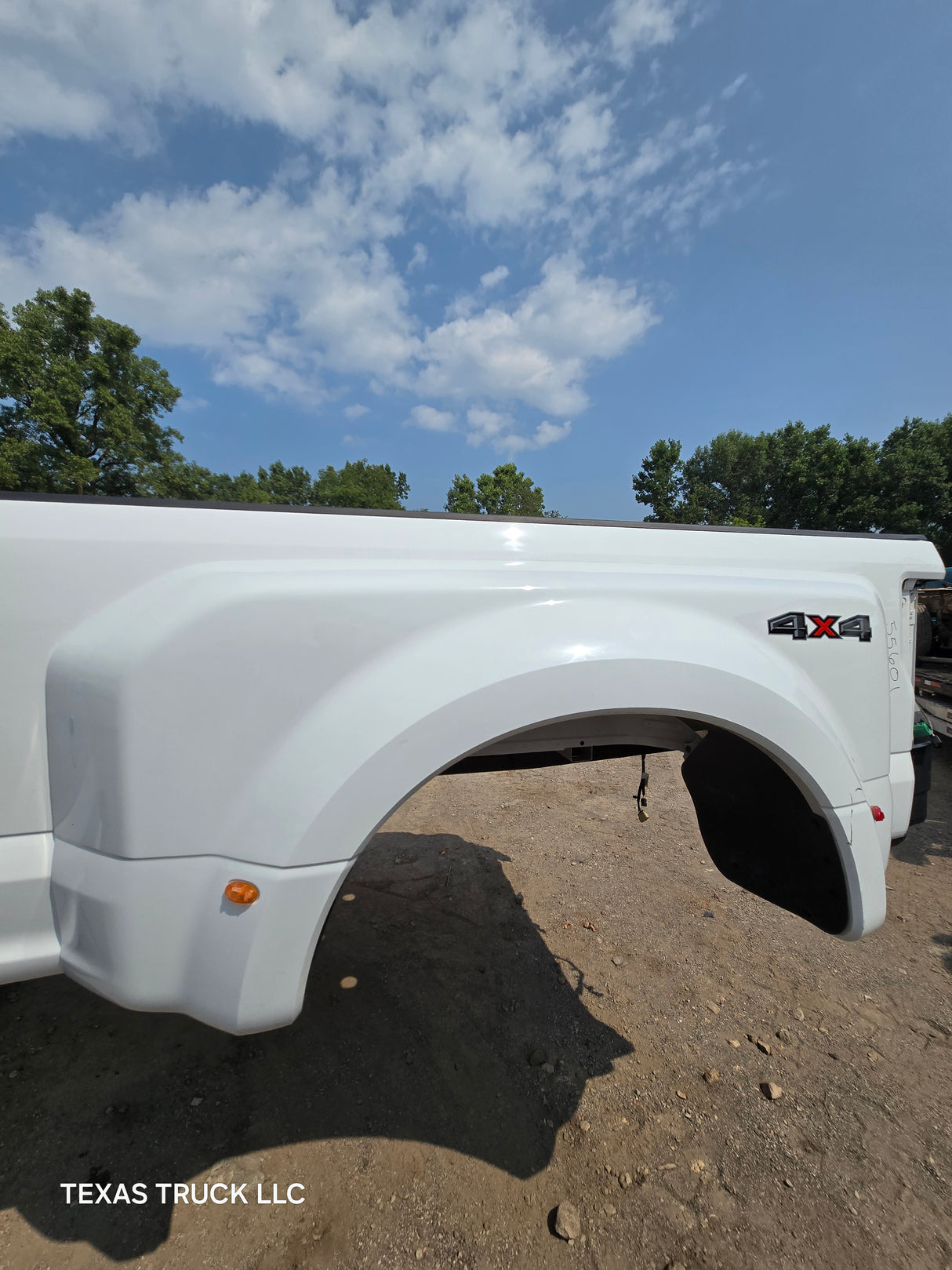 2017-2022 Ford Super Duty F350 F450 F550 8' Dually Bed - Oxford White