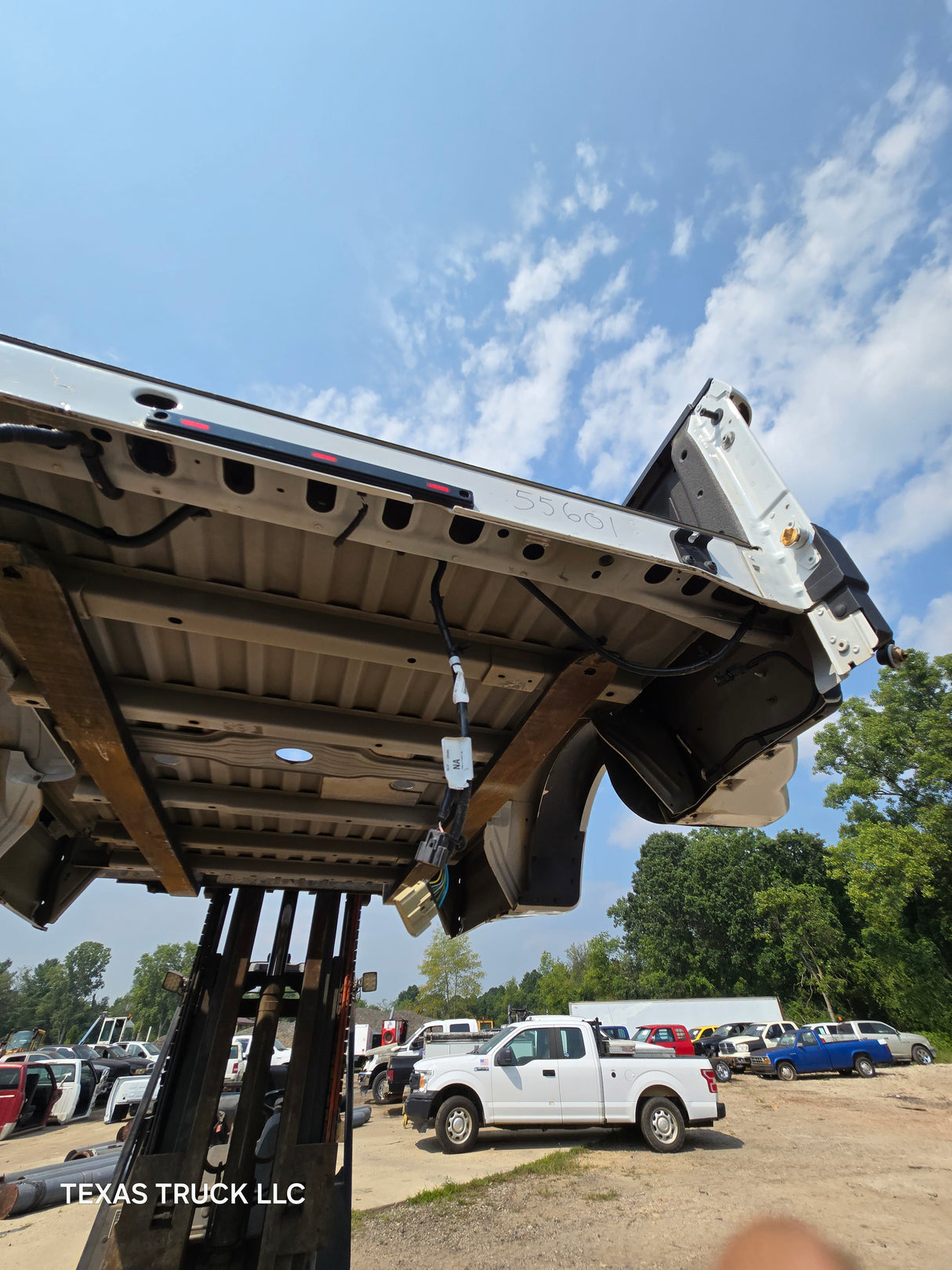 2017-2022 Ford Super Duty F350 F450 F550 8' Dually Bed - Oxford White