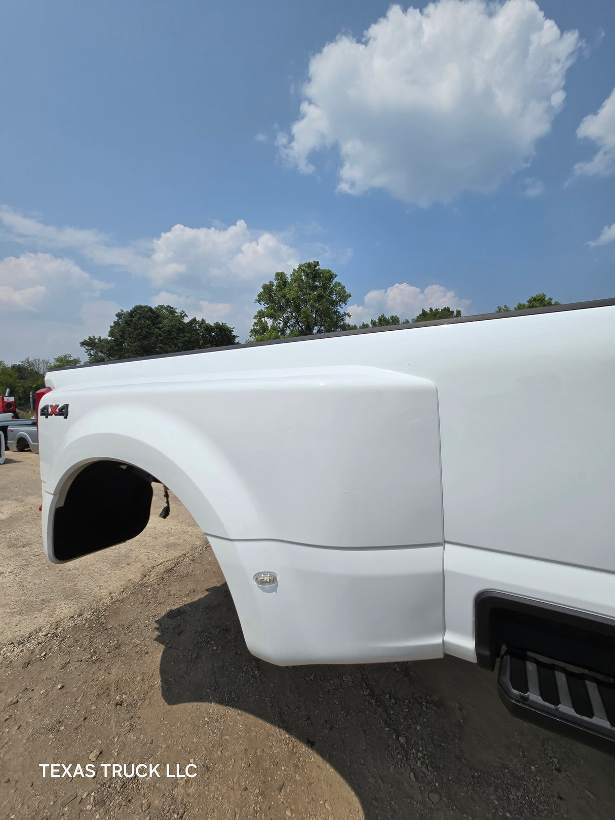 2023-2025 Ford Super Duty F350 F450 F550 8' Dually Truck Bed - Oxford White