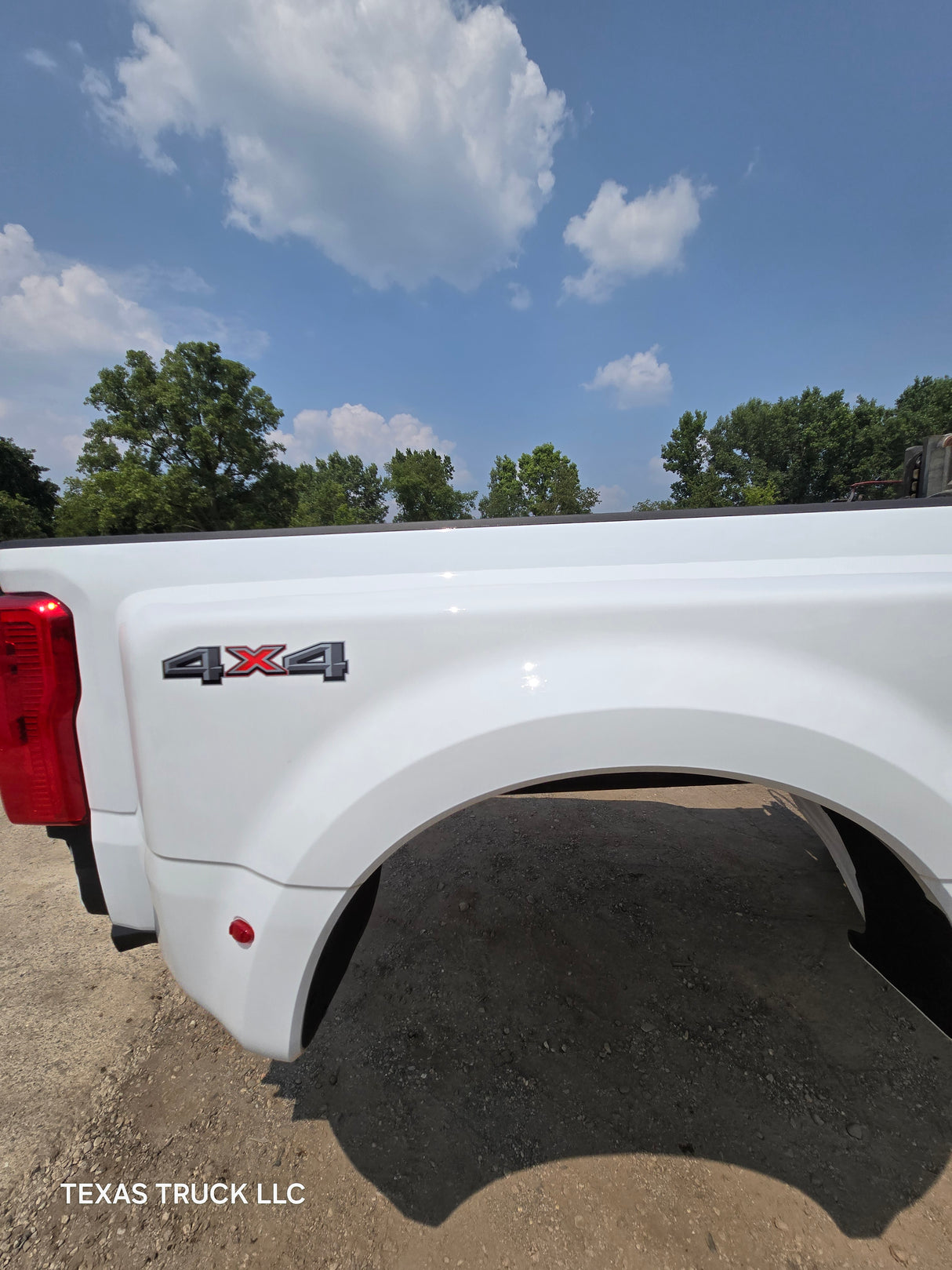 2023-2025 Ford Super Duty F350 F450 F550 8' Dually Truck Bed - Oxford White