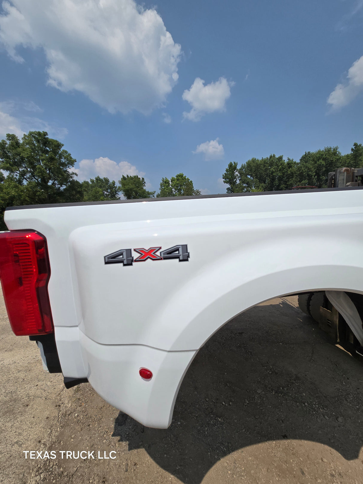 2023-2025 Ford Super Duty F350 F450 F550 8' Dually Truck Bed - Oxford White