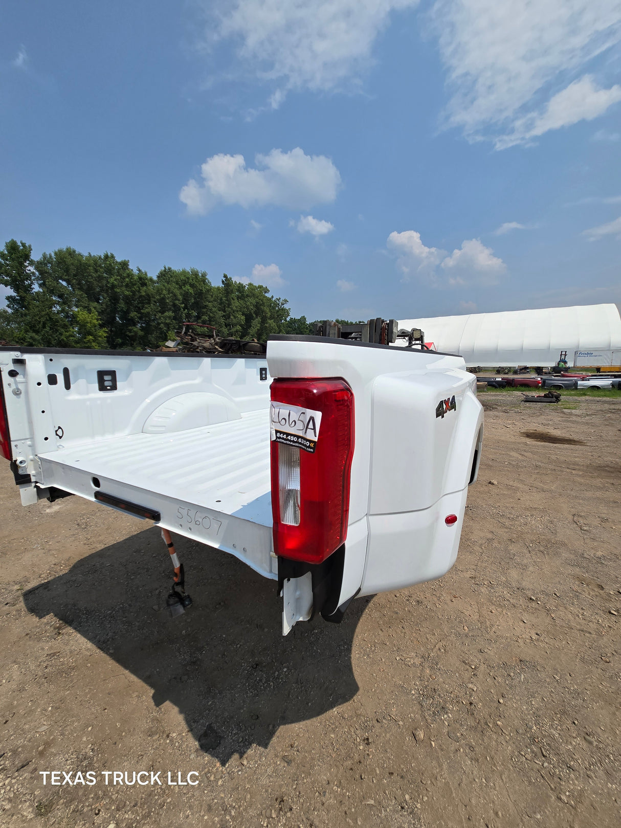 2023-2025 Ford Super Duty F350 F450 F550 8' Dually Truck Bed - Oxford White