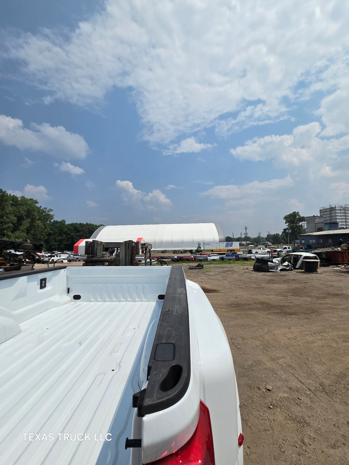 2023-2025 Ford Super Duty F350 F450 F550 8' Dually Truck Bed - Oxford White