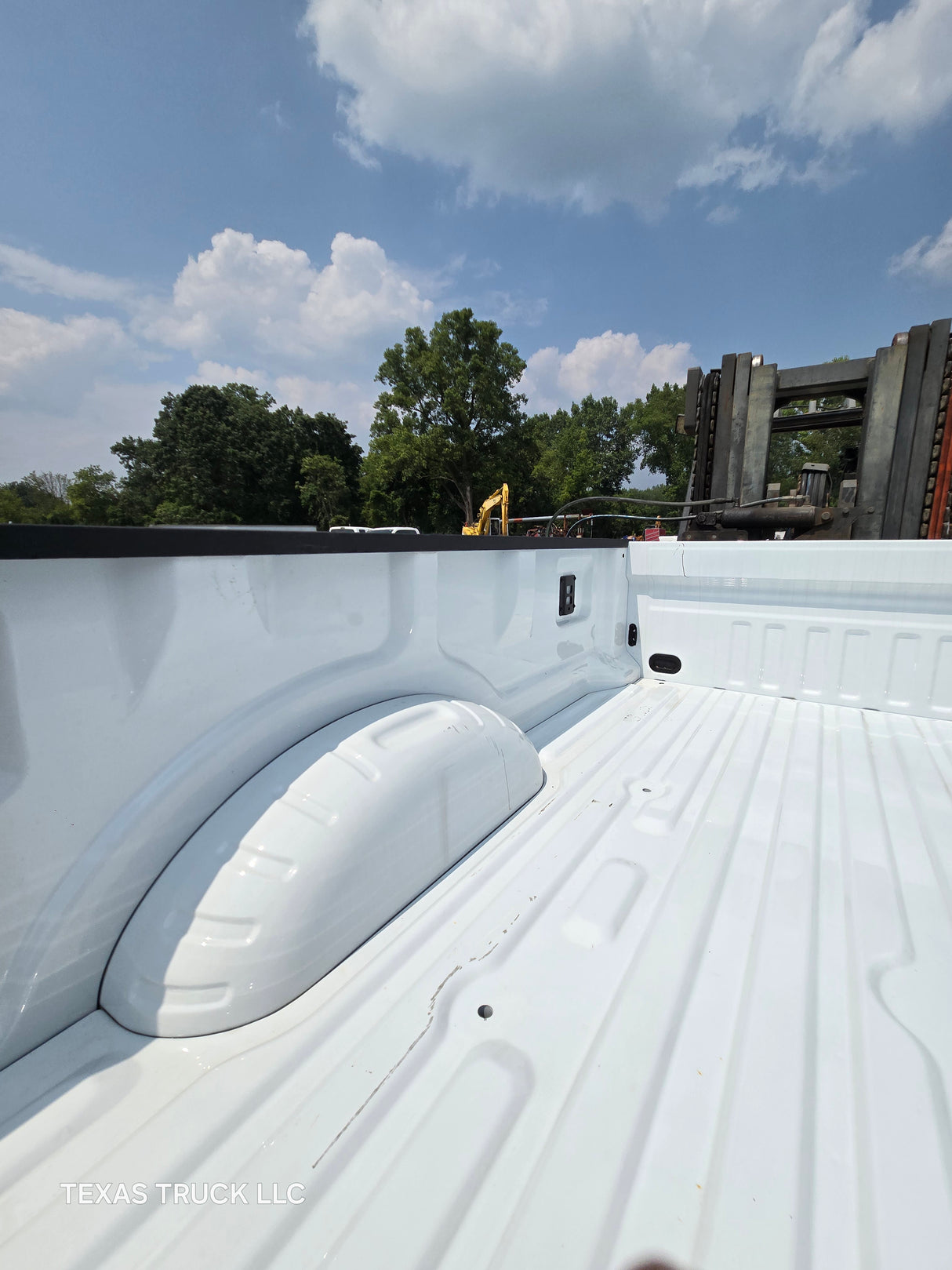 2023-2025 Ford Super Duty F350 F450 F550 8' Dually Truck Bed - Oxford White