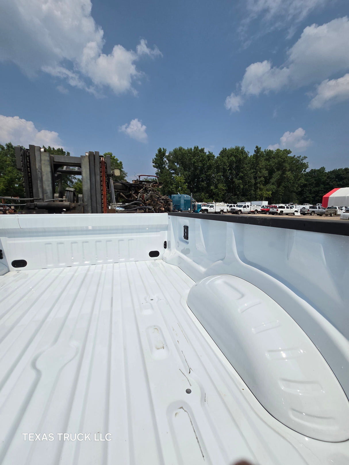 2023-2025 Ford Super Duty F350 F450 F550 8' Dually Truck Bed - Oxford White