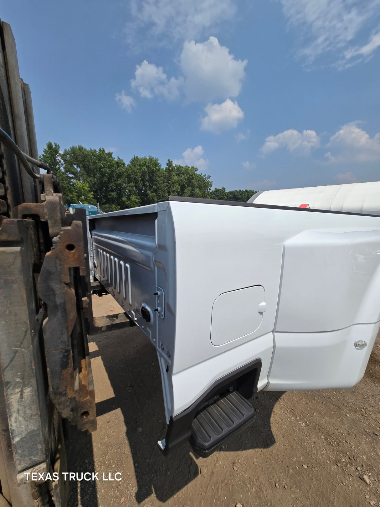 2023-2025 Ford Super Duty F350 F450 F550 8' Dually Truck Bed - Oxford White