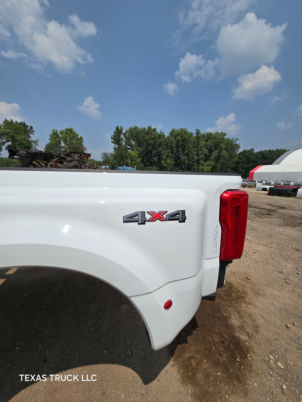 2023-2025 Ford Super Duty F350 F450 F550 8' Dually Truck Bed - Oxford White