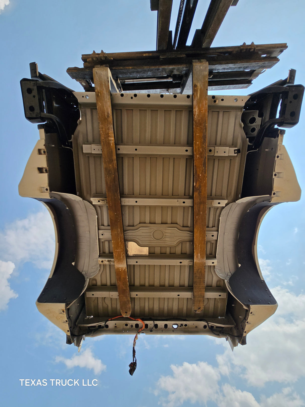 2023-2025 Ford Super Duty F350 F450 F550 8' Dually Truck Bed - Oxford White