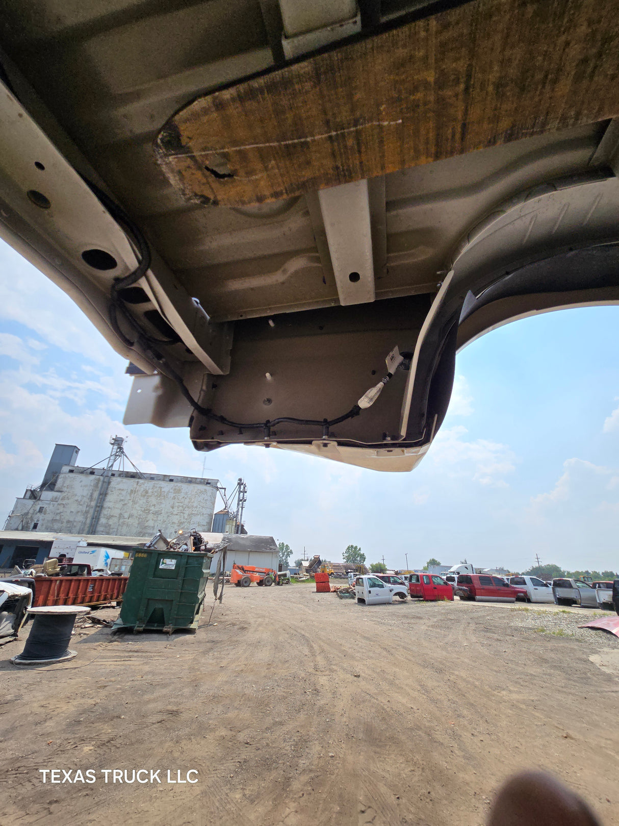 2023-2025 Ford Super Duty F350 F450 F550 8' Dually Truck Bed - Oxford White