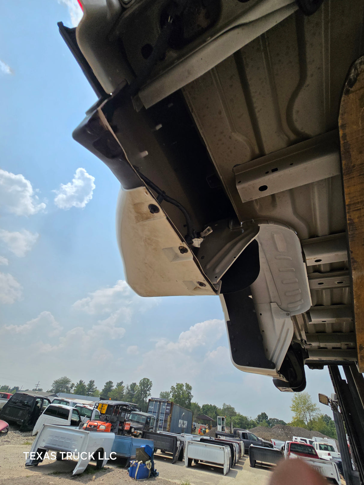 2023-2025 Ford Super Duty F350 F450 F550 8' Dually Truck Bed - Oxford White