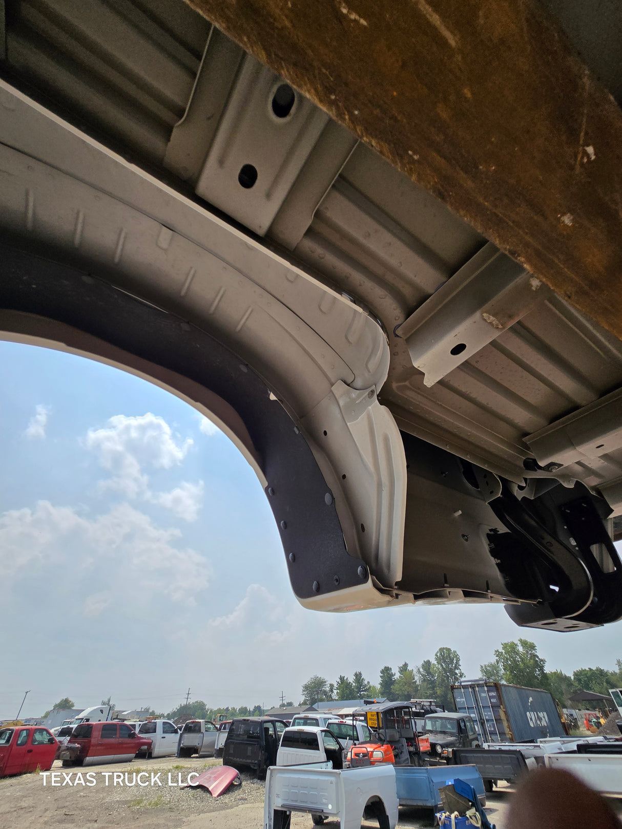 2023-2025 Ford Super Duty F350 F450 F550 8' Dually Truck Bed - Oxford White