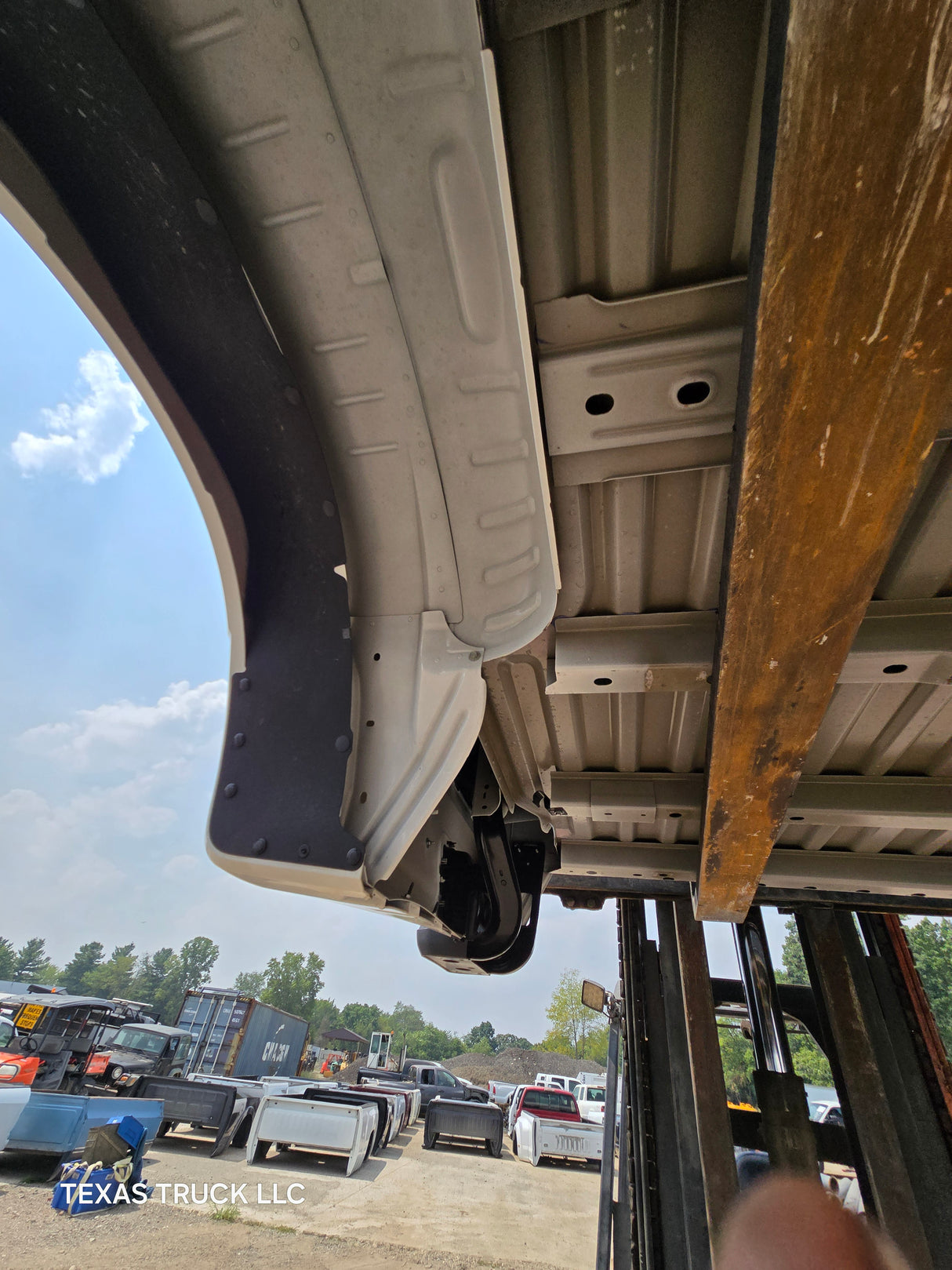 2023-2025 Ford Super Duty F350 F450 F550 8' Dually Truck Bed - Oxford White