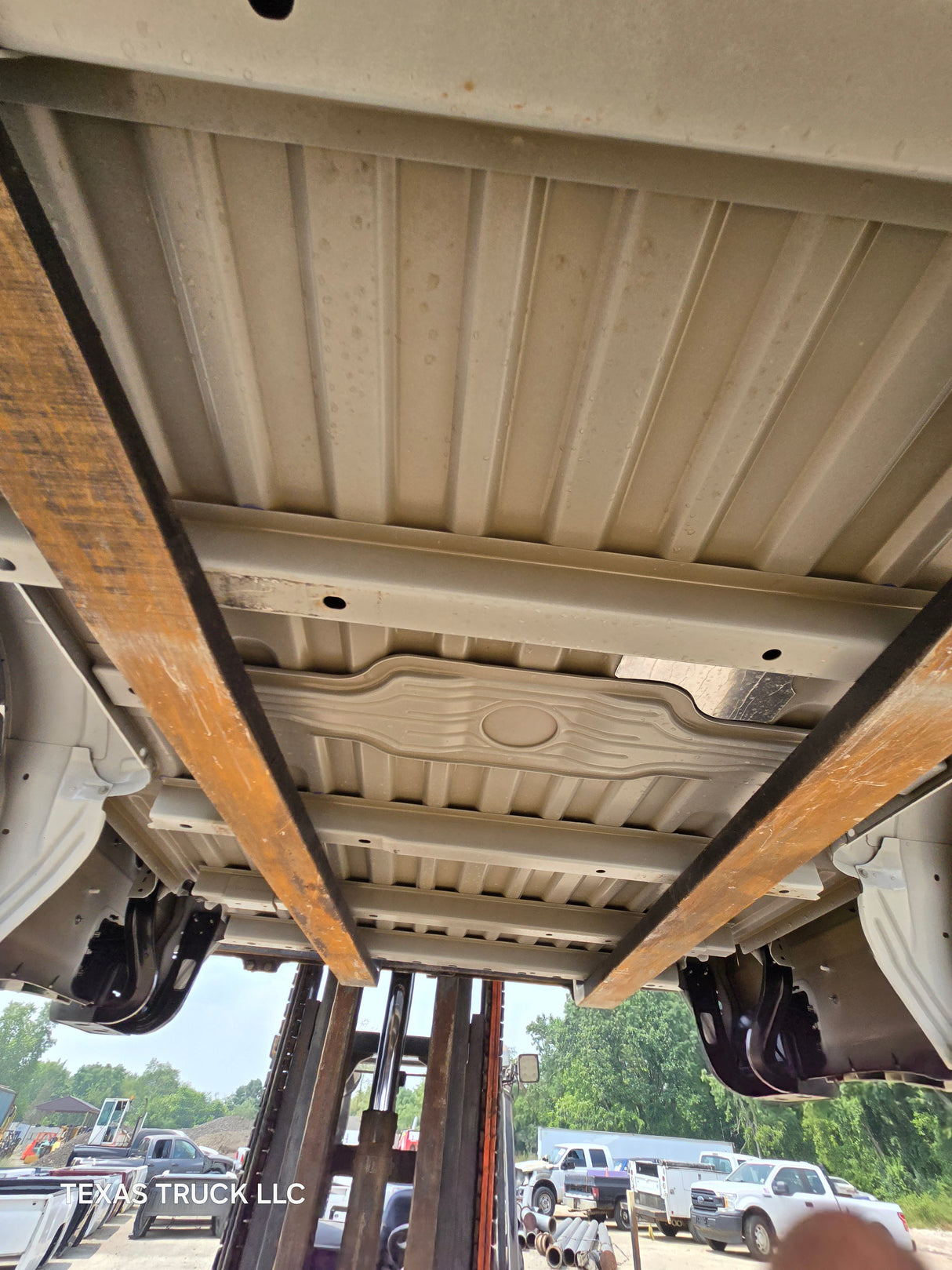 2023-2025 Ford Super Duty F350 F450 F550 8' Dually Truck Bed - Oxford White