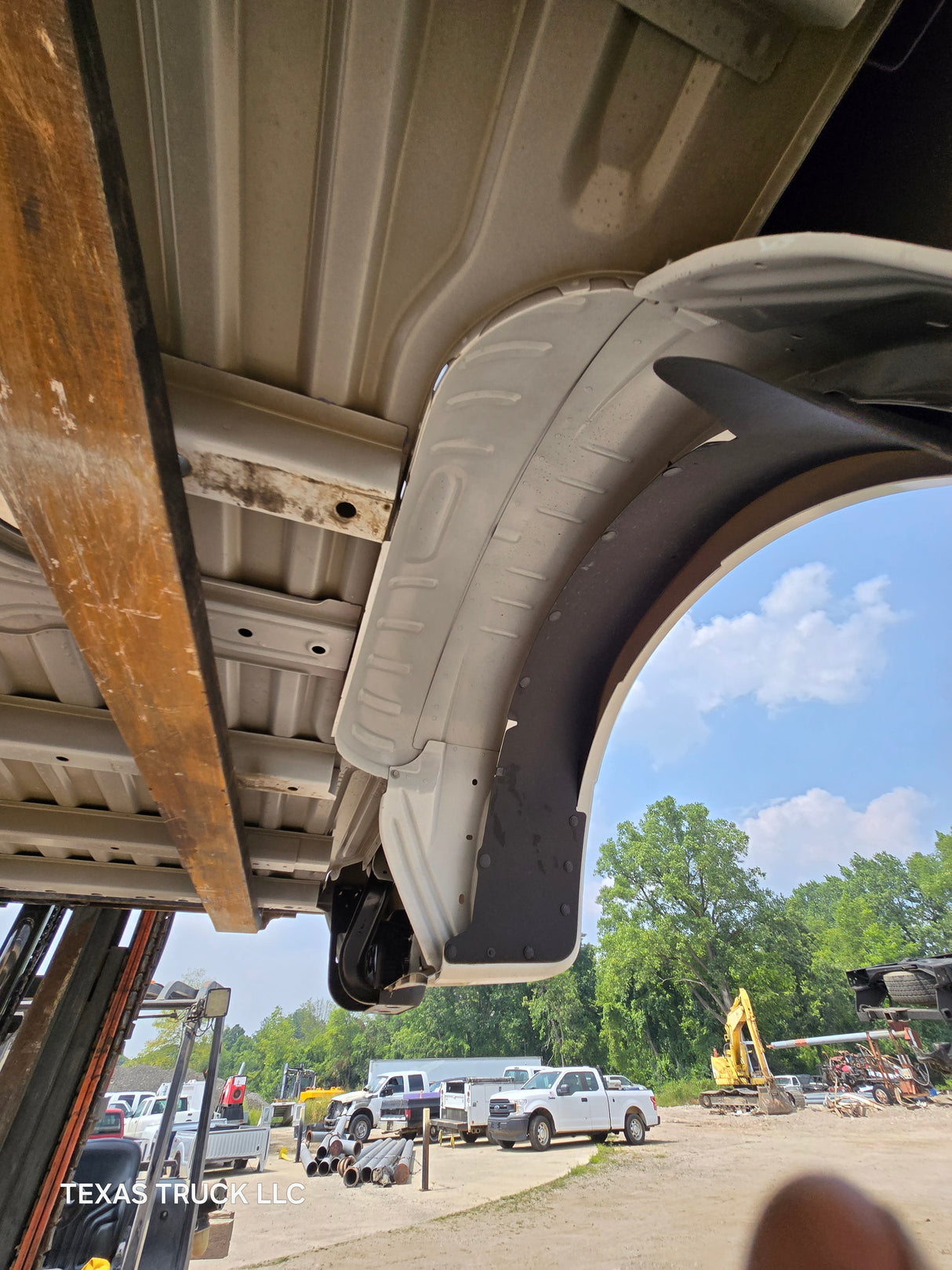 2023-2025 Ford Super Duty F350 F450 F550 8' Dually Truck Bed - Oxford White