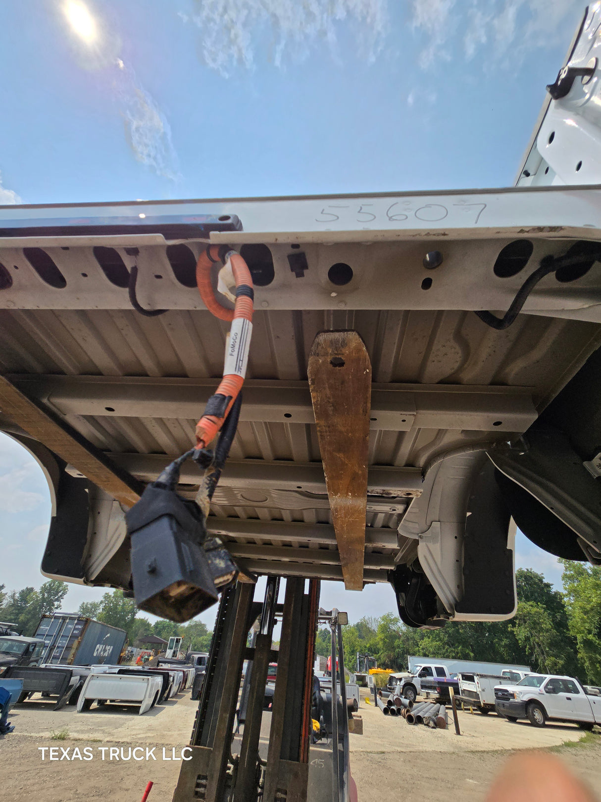 2023-2025 Ford Super Duty F350 F450 F550 8' Dually Truck Bed - Oxford White