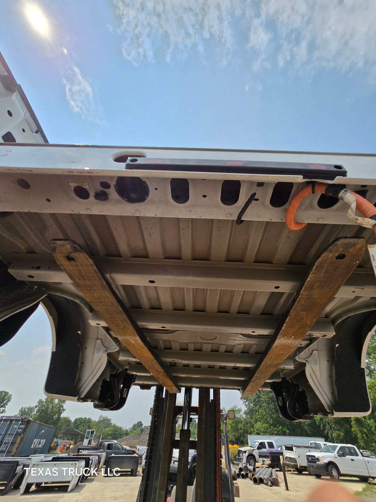 2023-2025 Ford Super Duty F350 F450 F550 8' Dually Truck Bed - Oxford White