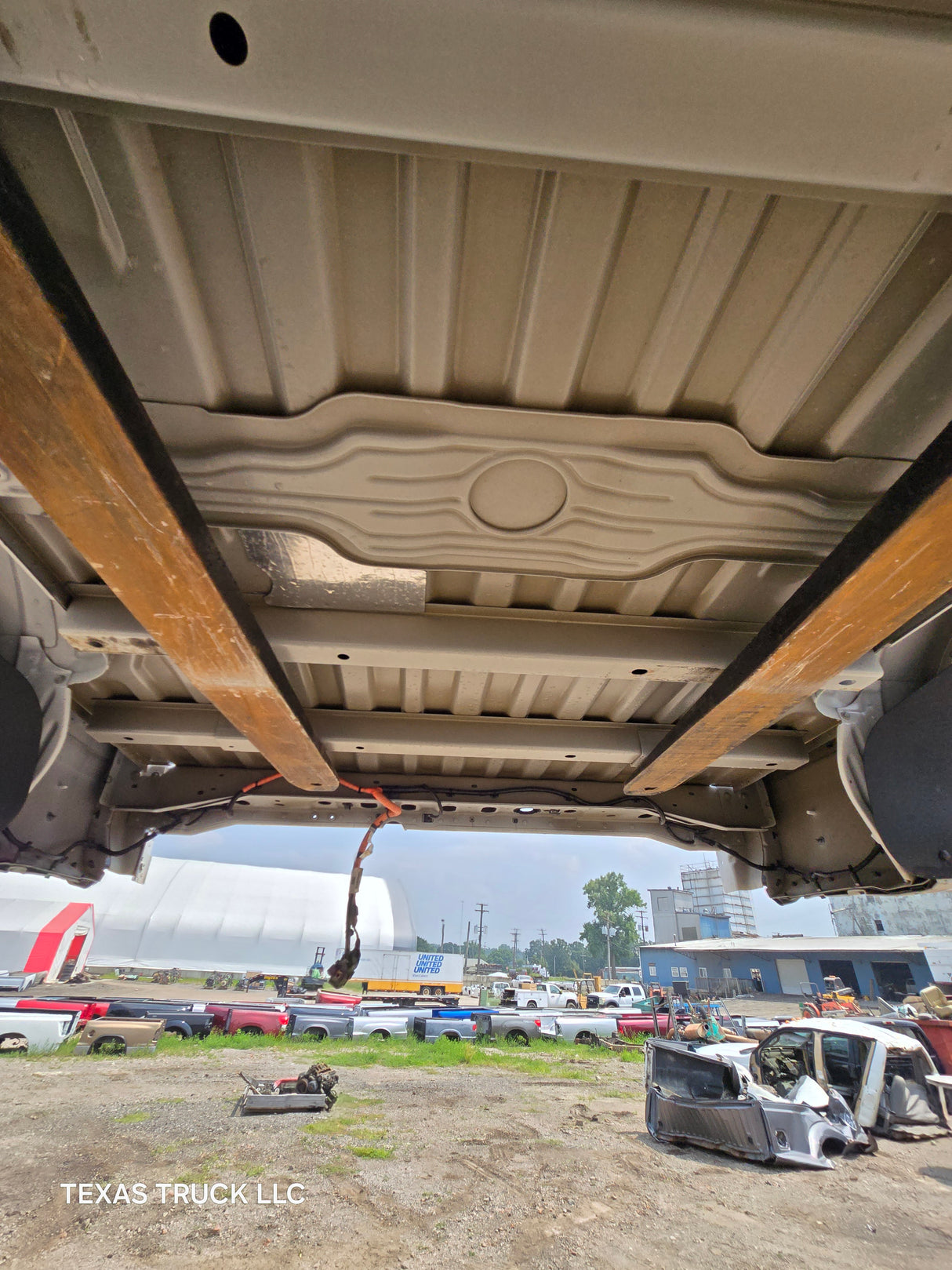 2023-2025 Ford Super Duty F350 F450 F550 8' Dually Truck Bed - Oxford White