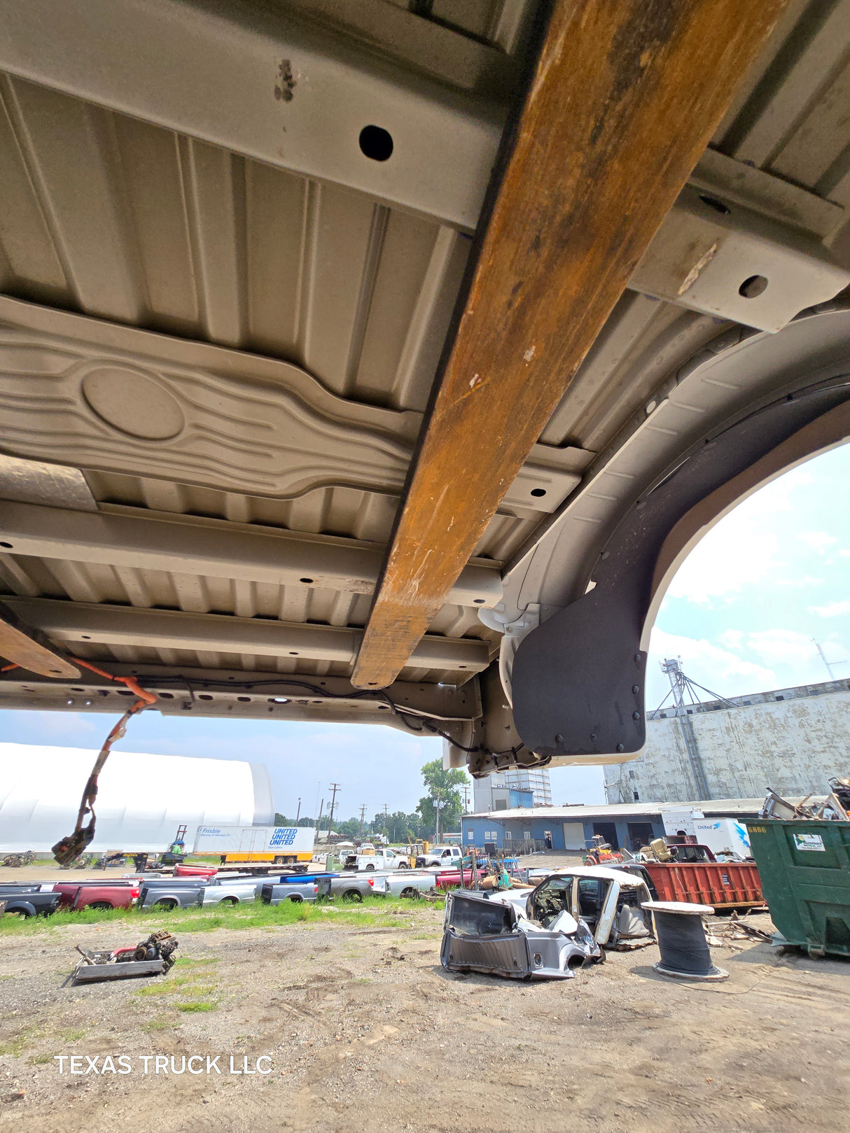 2023-2025 Ford Super Duty F350 F450 F550 8' Dually Truck Bed - Oxford White