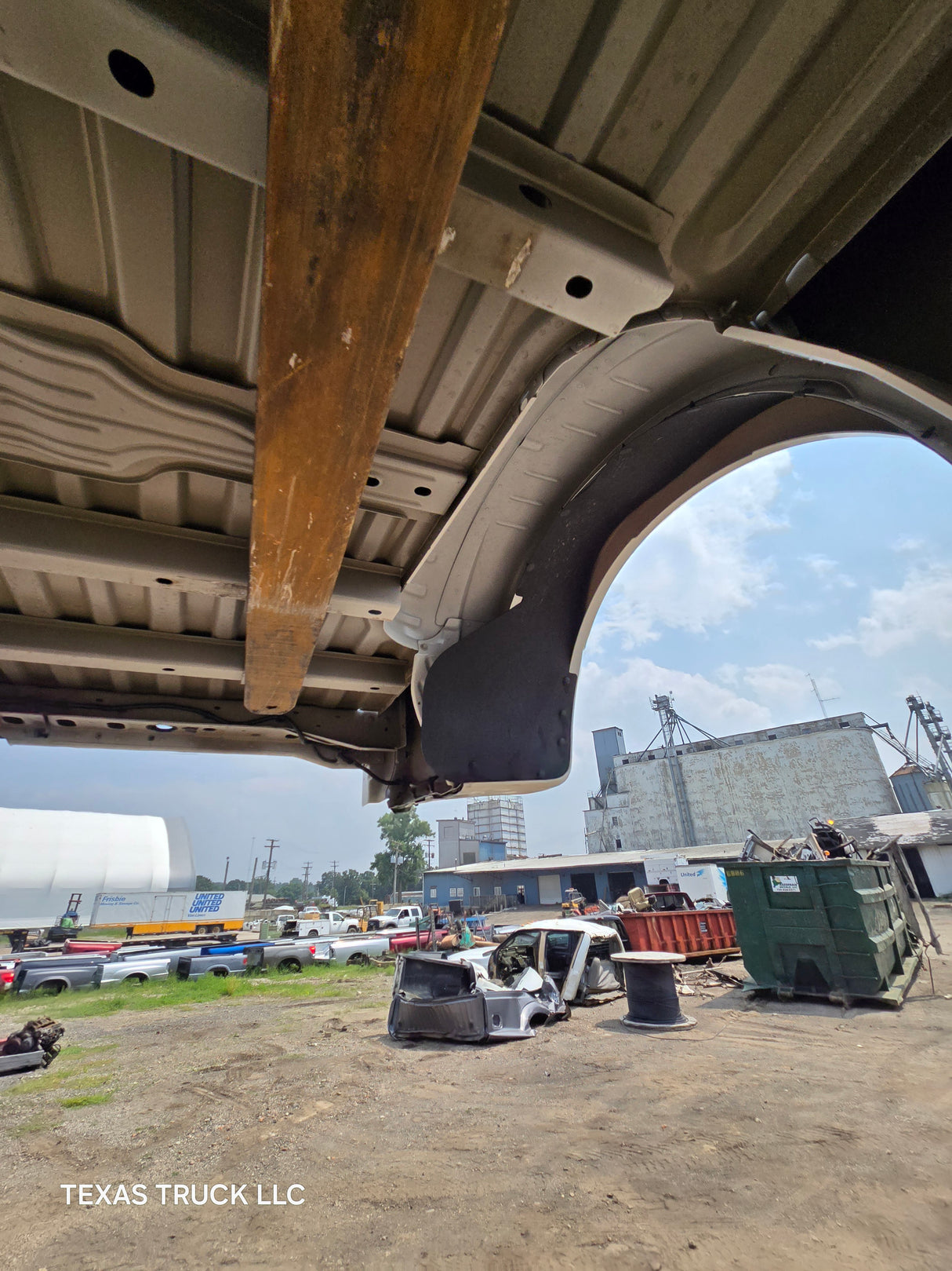 2023-2025 Ford Super Duty F350 F450 F550 8' Dually Truck Bed - Oxford White
