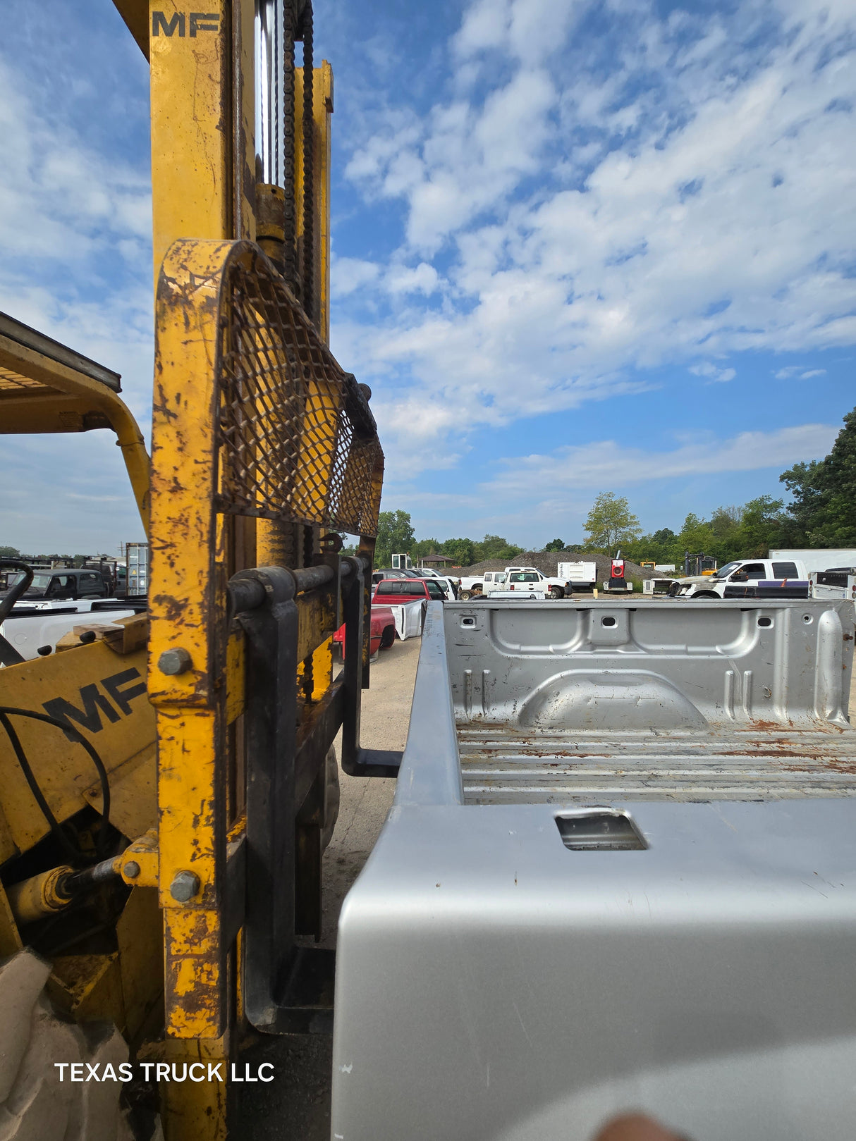 2007-2013 Chevrolet Silverado 1500 5' 8" Short Truck Bed - Silver