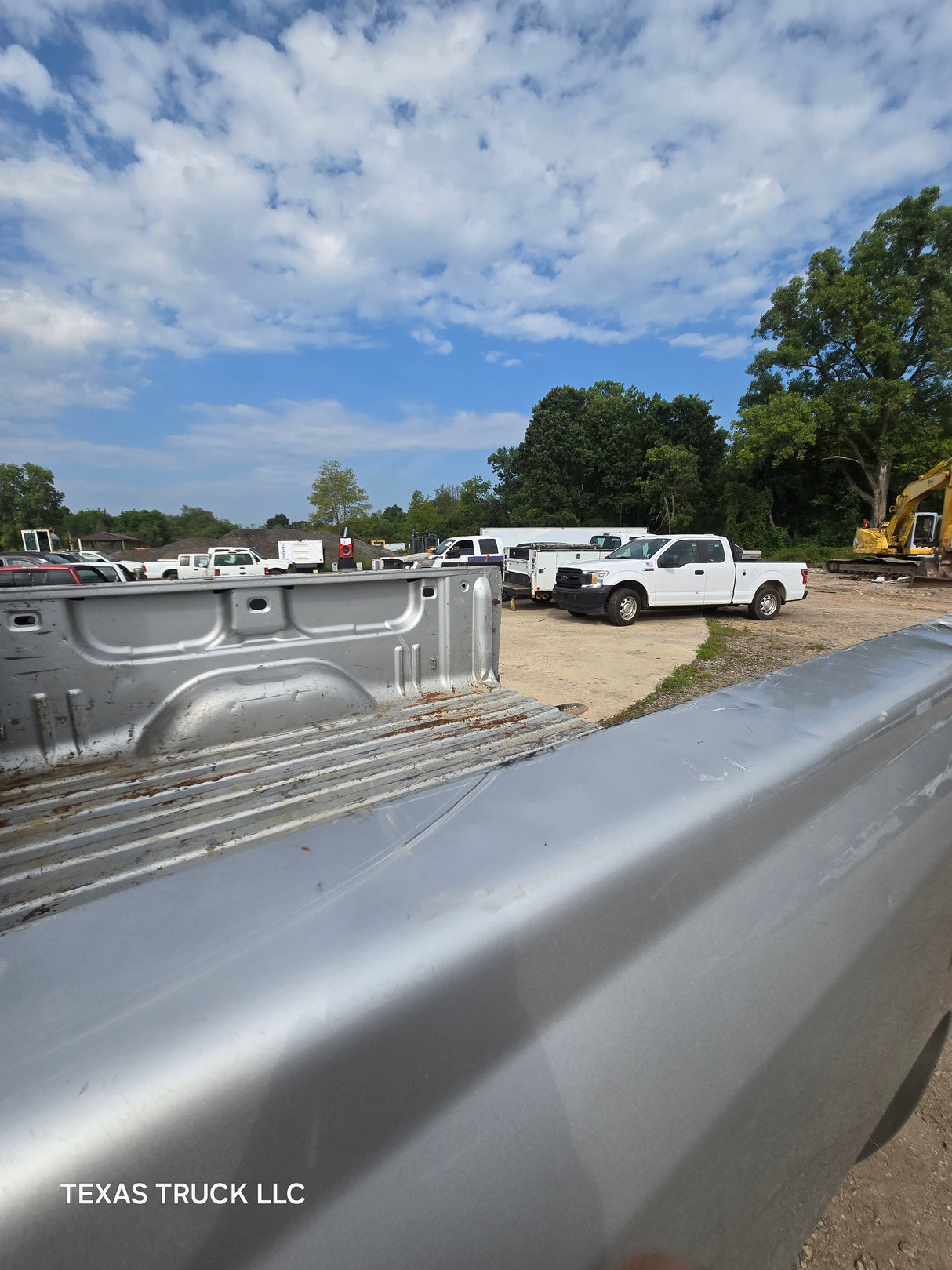 2007-2013 Chevrolet Silverado 1500 5' 8" Short Truck Bed - Silver