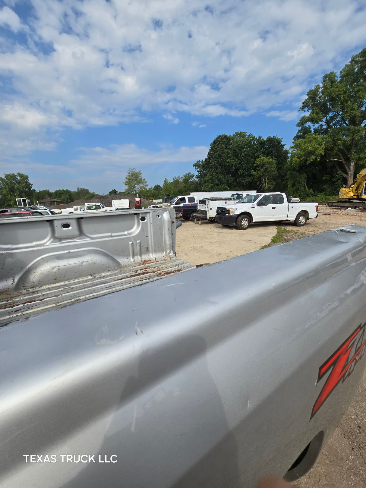 2007-2013 Chevrolet Silverado 1500 5' 8" Short Truck Bed - Silver