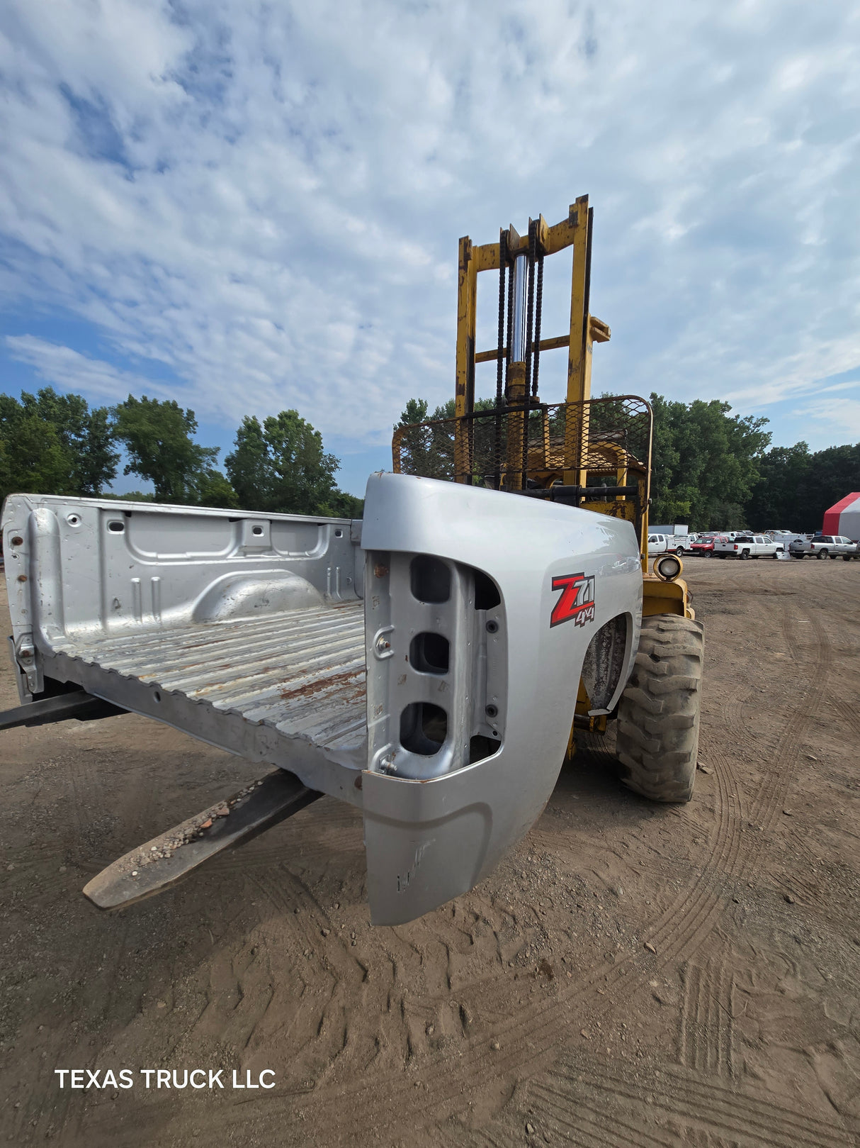 2007-2013 Chevrolet Silverado 1500 5' 8" Short Truck Bed - Silver