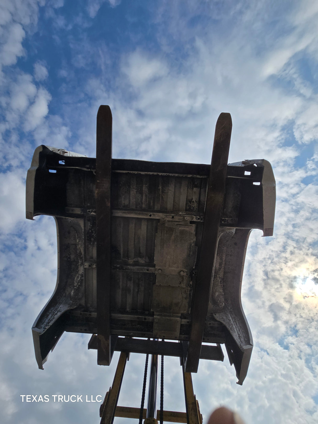 2007-2013 Chevrolet Silverado 1500 5' 8" Short Truck Bed - Silver