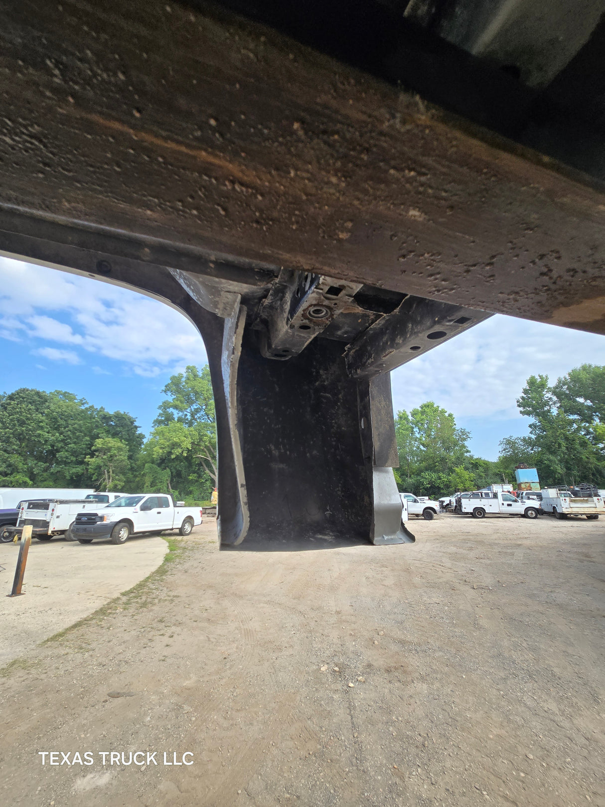 2007-2013 Chevrolet Silverado 1500 5' 8" Short Truck Bed - Silver