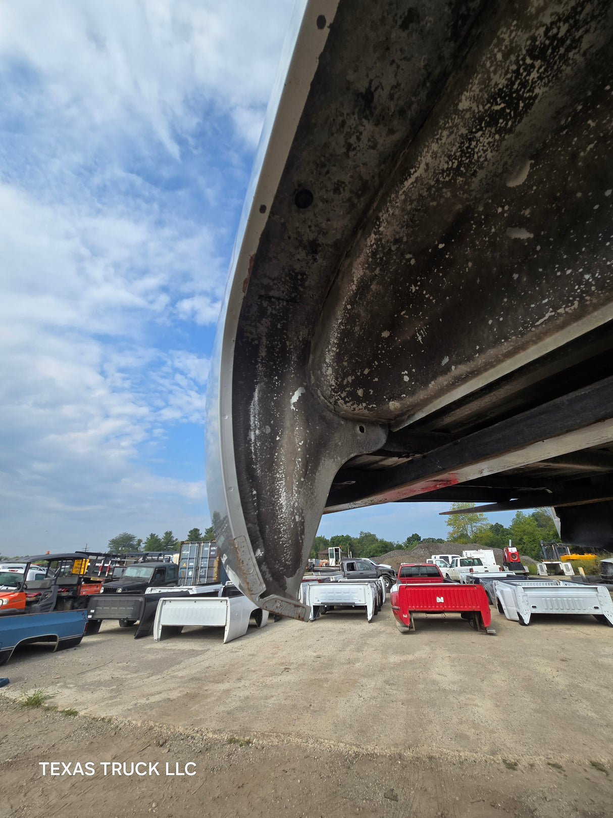 2007-2013 Chevrolet Silverado 1500 5' 8" Short Truck Bed - Silver