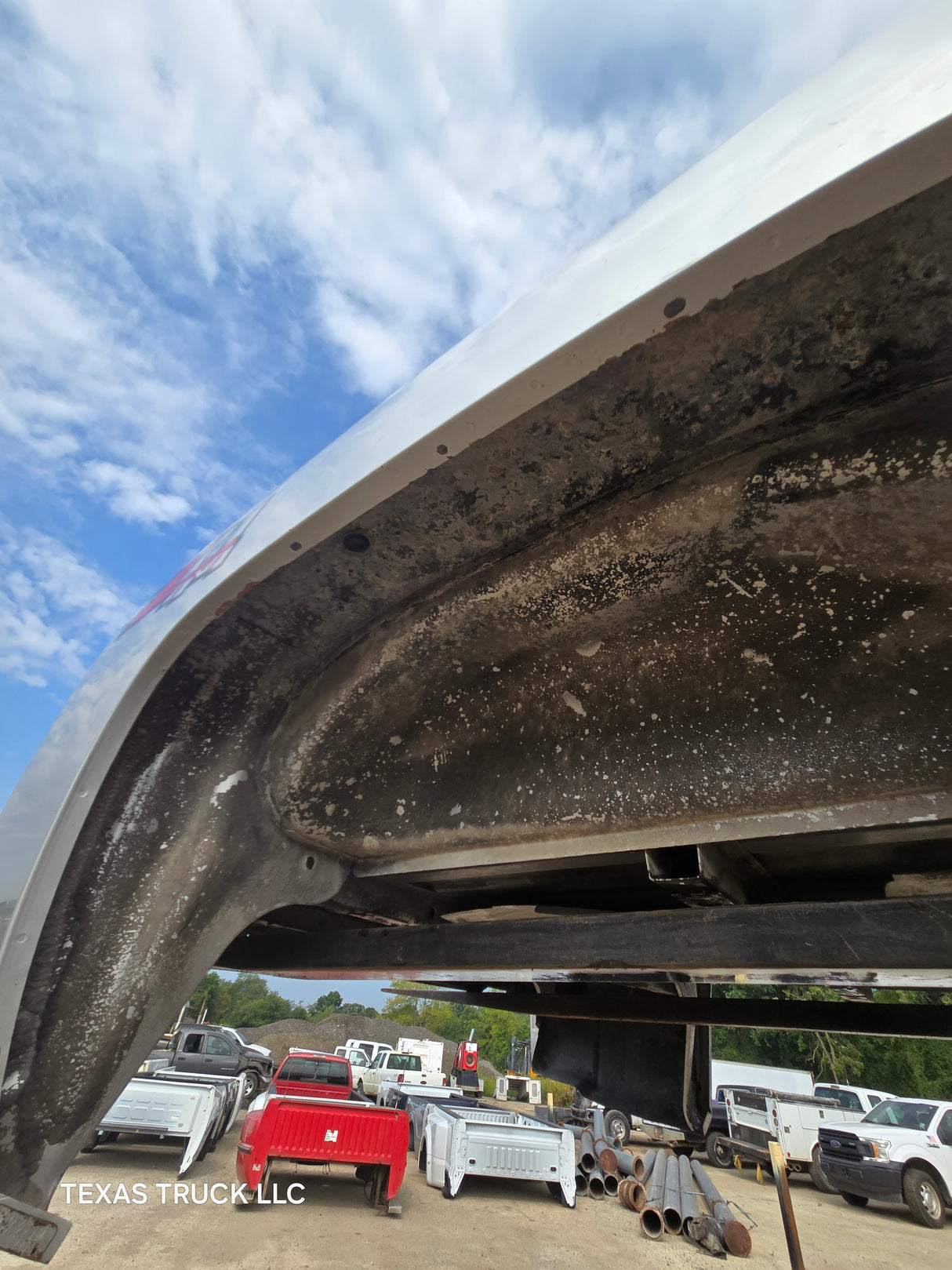 2007-2013 Chevrolet Silverado 1500 5' 8" Short Truck Bed - Silver