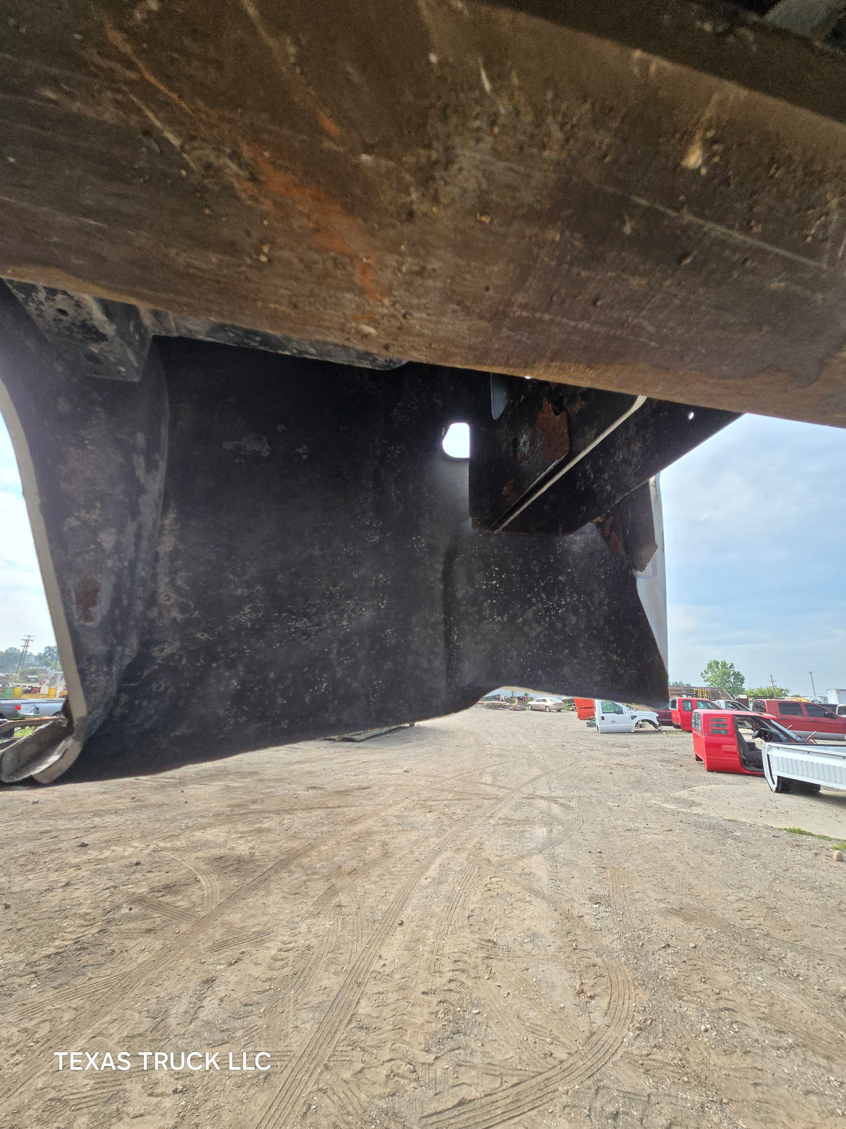 2007-2013 Chevrolet Silverado 1500 5' 8" Short Truck Bed - Silver