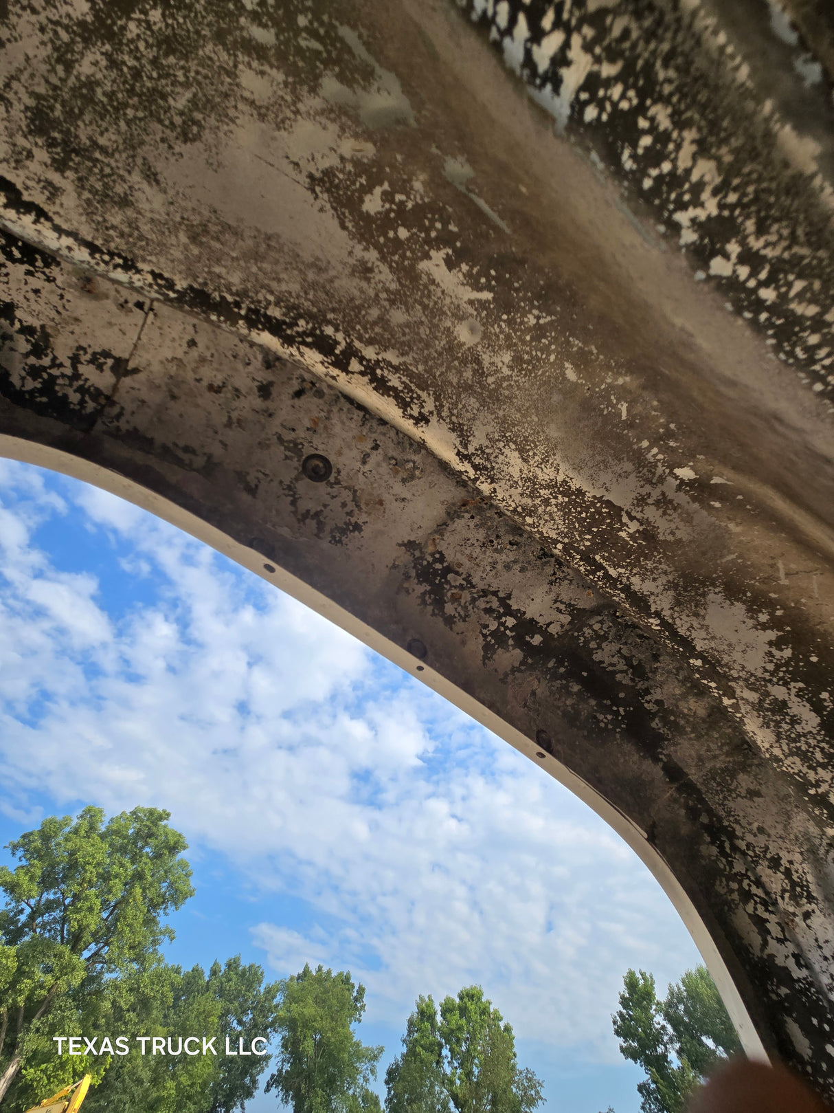 2007-2013 Chevrolet Silverado 1500 5' 8" Short Truck Bed - Silver