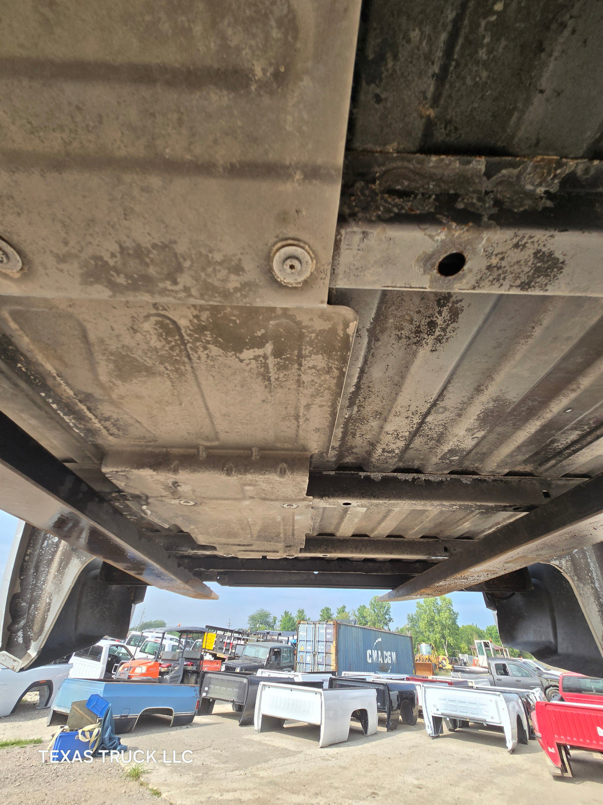 2007-2013 Chevrolet Silverado 1500 5' 8" Short Truck Bed - Silver