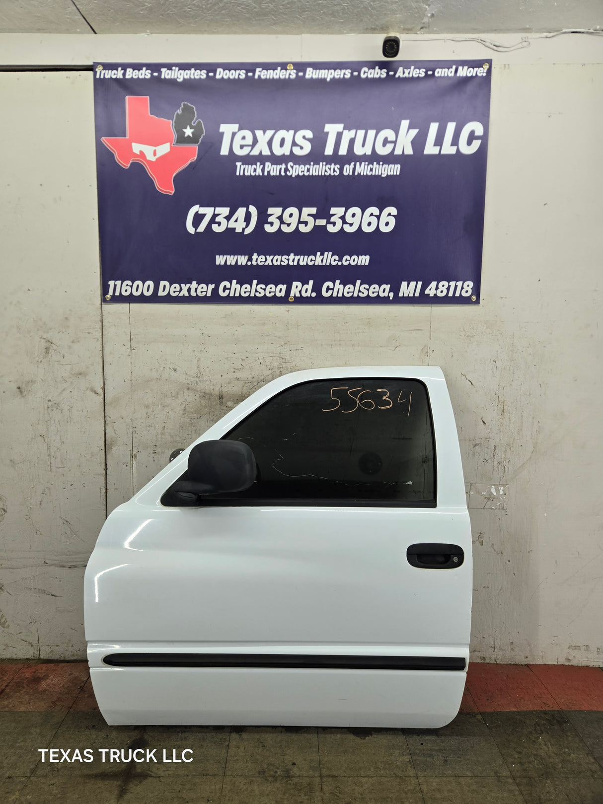 1994-2002 Dodge Ram 2nd Gen LH Driver Side Front Extended Cab Door 1500 2500 3500 ROUND CORNER - White
