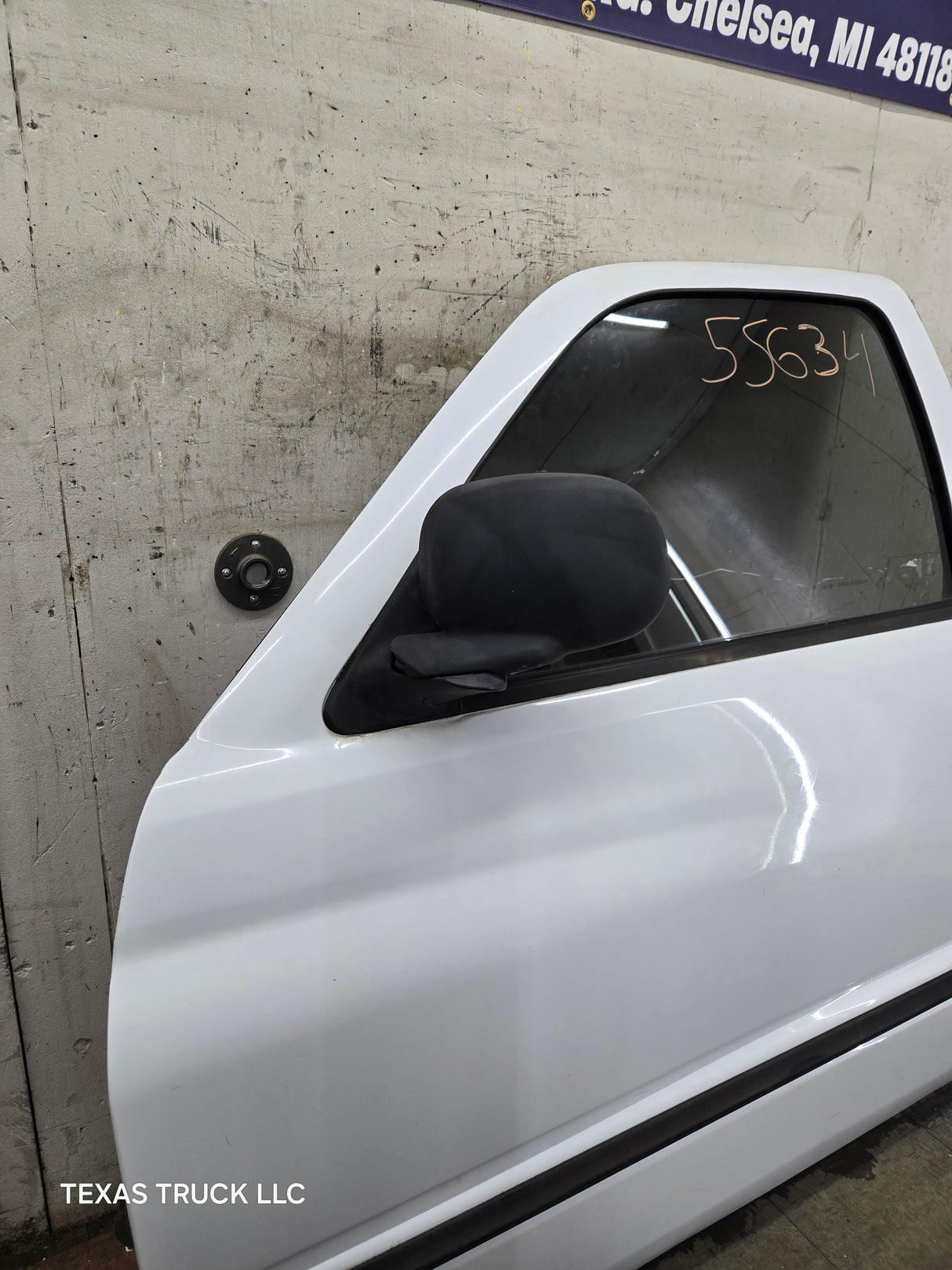 1994-2002 Dodge Ram 2nd Gen LH Driver Side Front Extended Cab Door 1500 2500 3500 ROUND CORNER - White