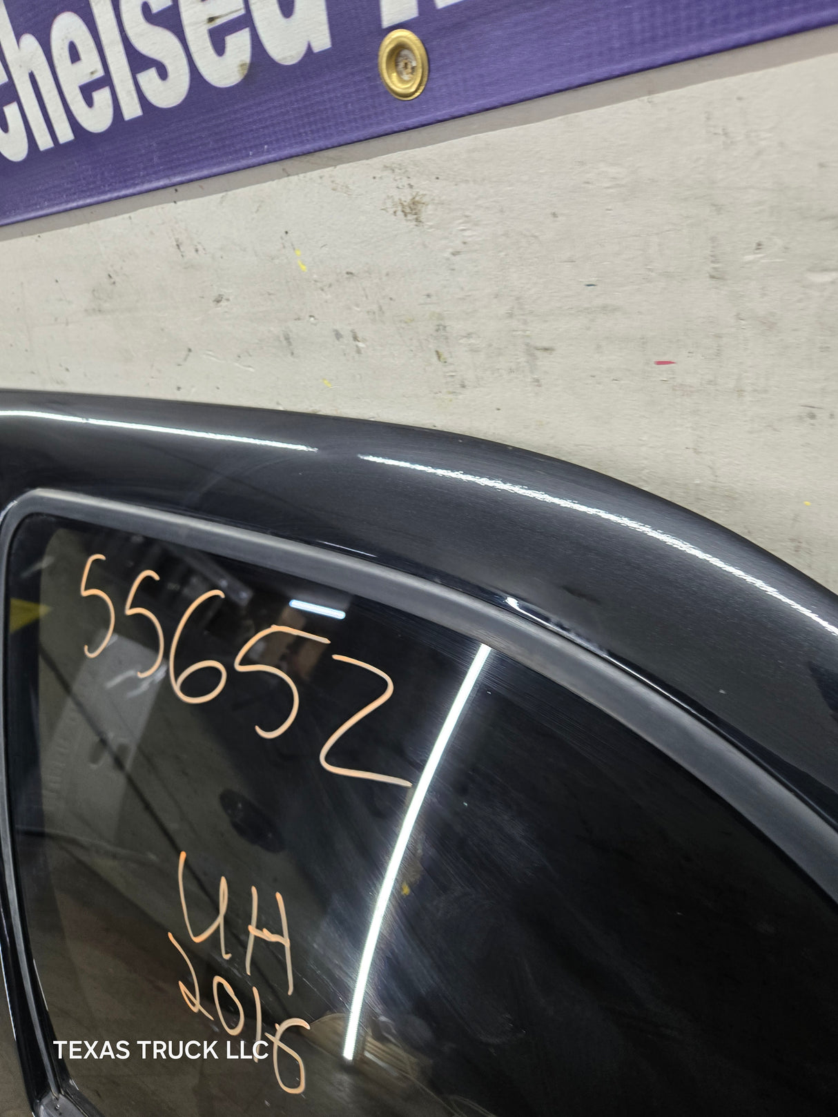 2012-2016 Ford Super Duty Passenger Side Front Door RH F250 F350 F450 F550 - Black